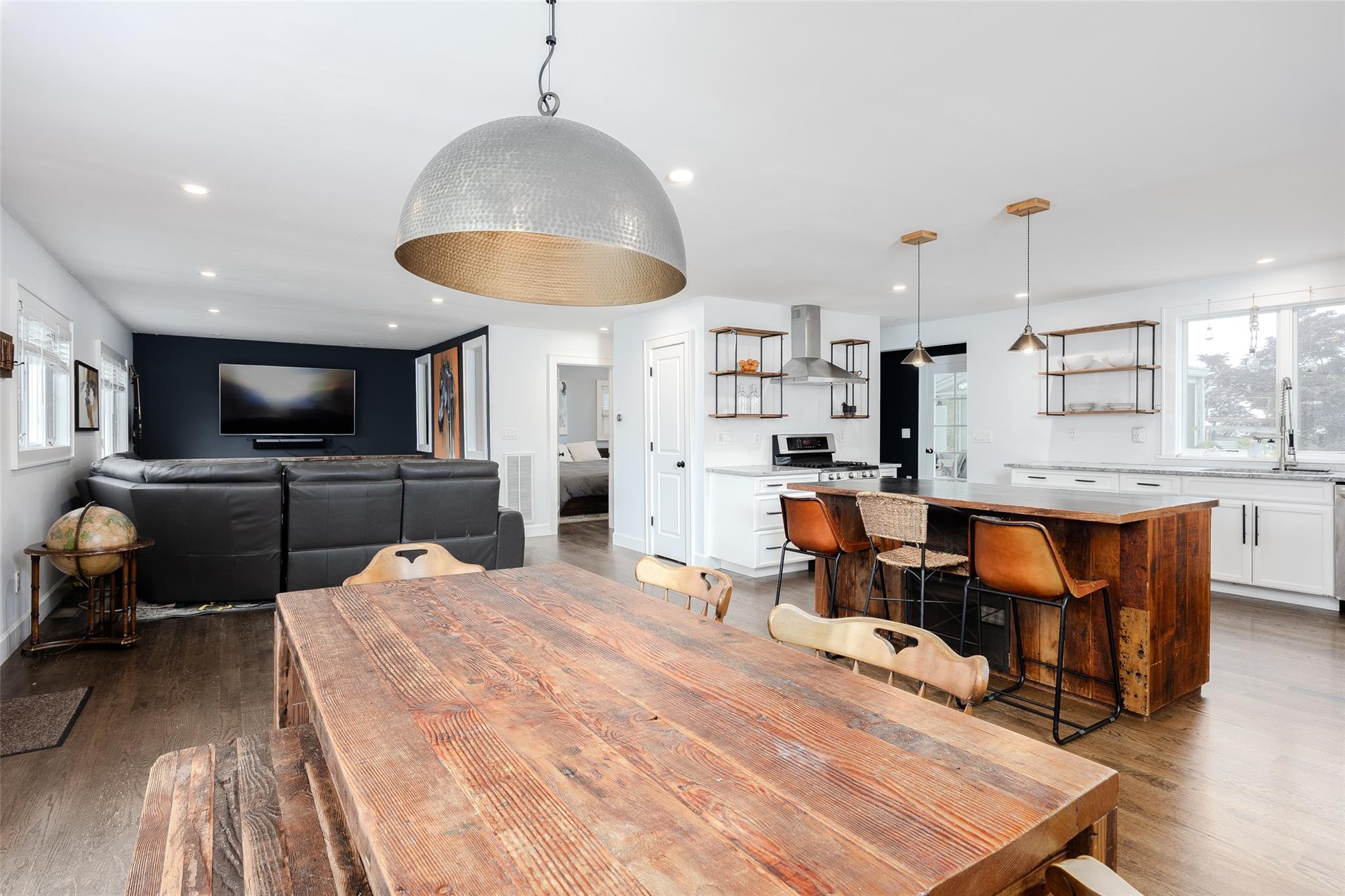 #11 photo, 2679 W Alder Road, Bellmore , NY 11710