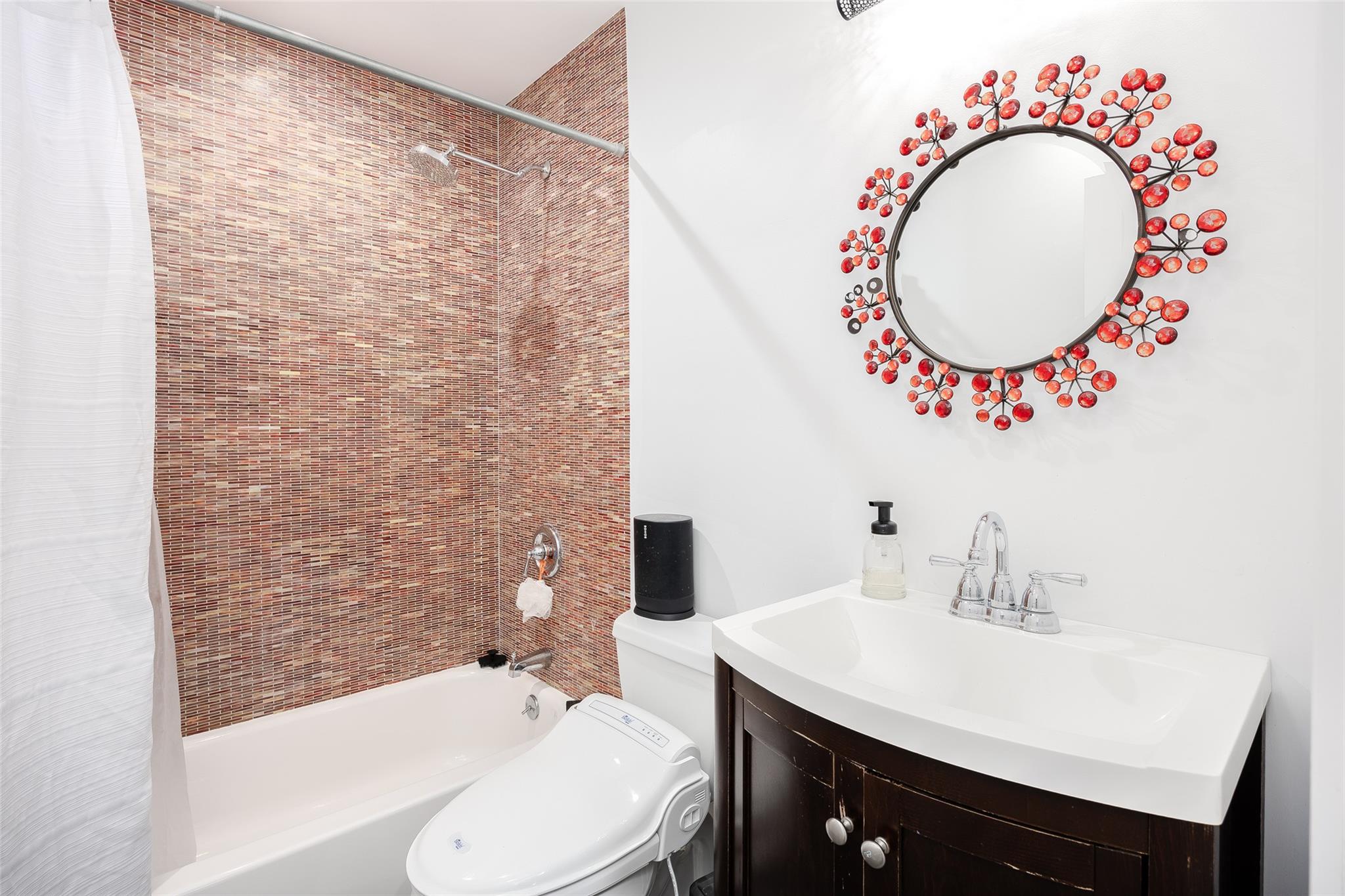 #13 photo, 2679 W Alder Road, Bellmore , NY 11710