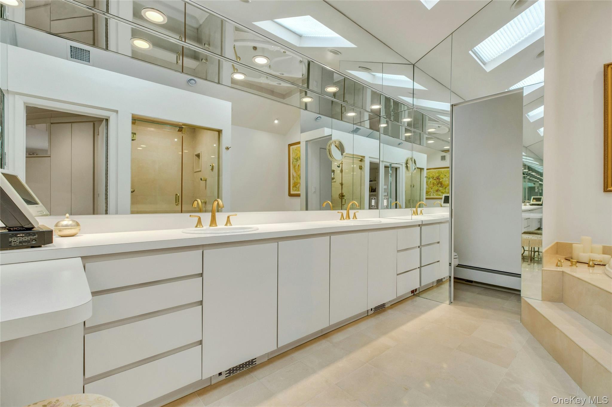 #18 photo, 74 Woods Drive, ナッソー郡 East Hills , NY 11576