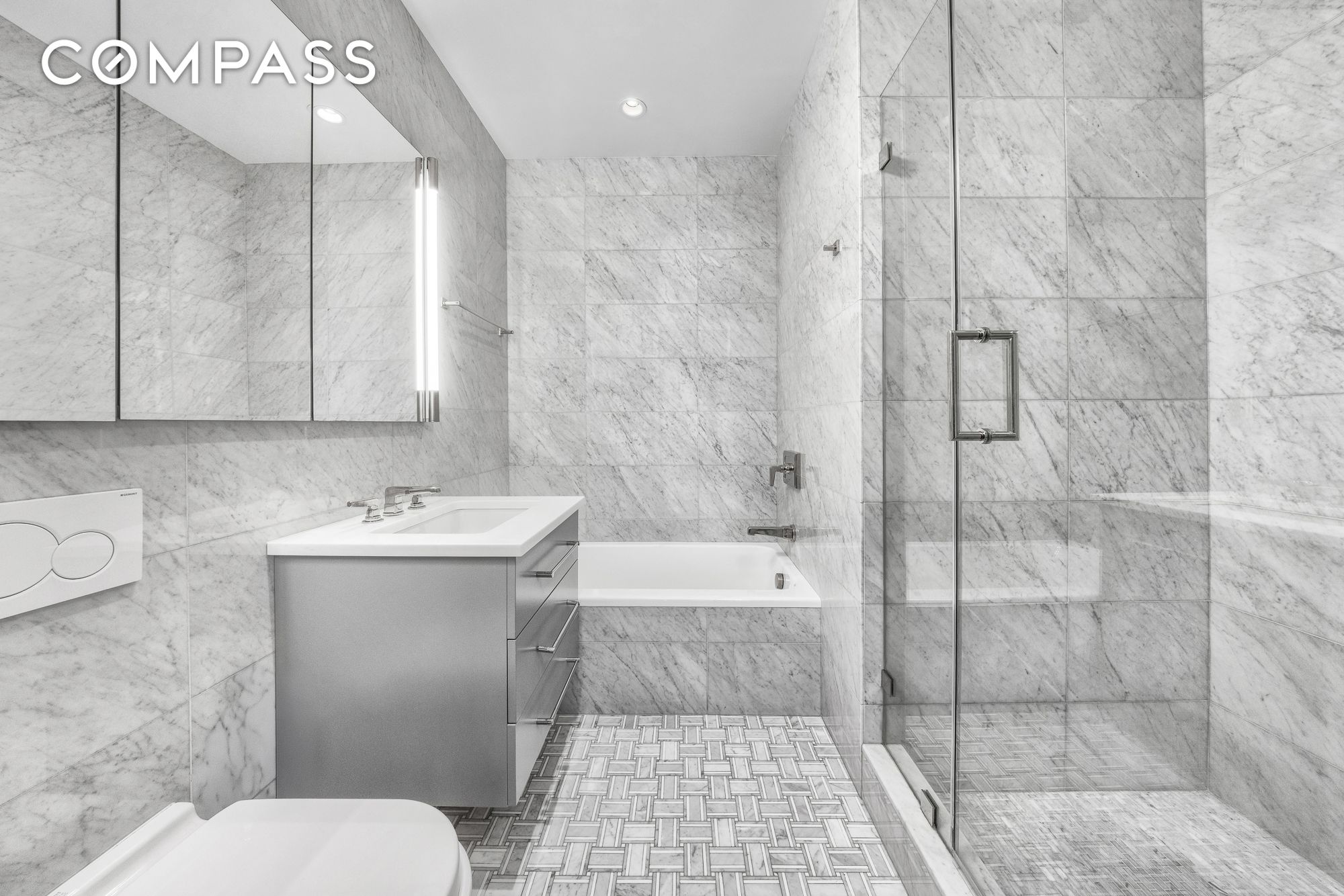 #15 photo, 220 Madison Avenue, マンハッタン Murray Hill , NY 10016