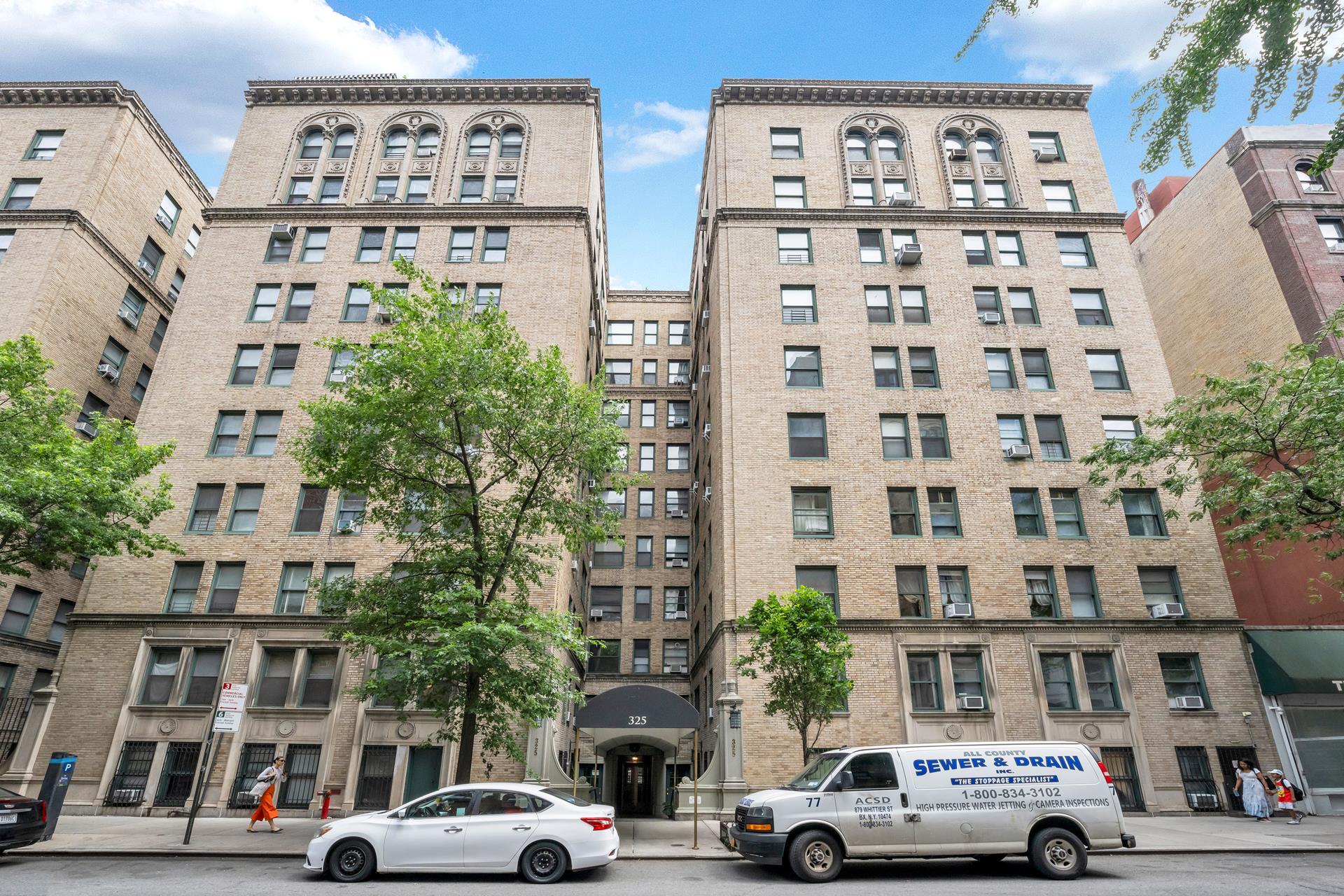 #10 photo, 325 W 45TH Street, マンハッタン Hells Kitchen , NY 10036