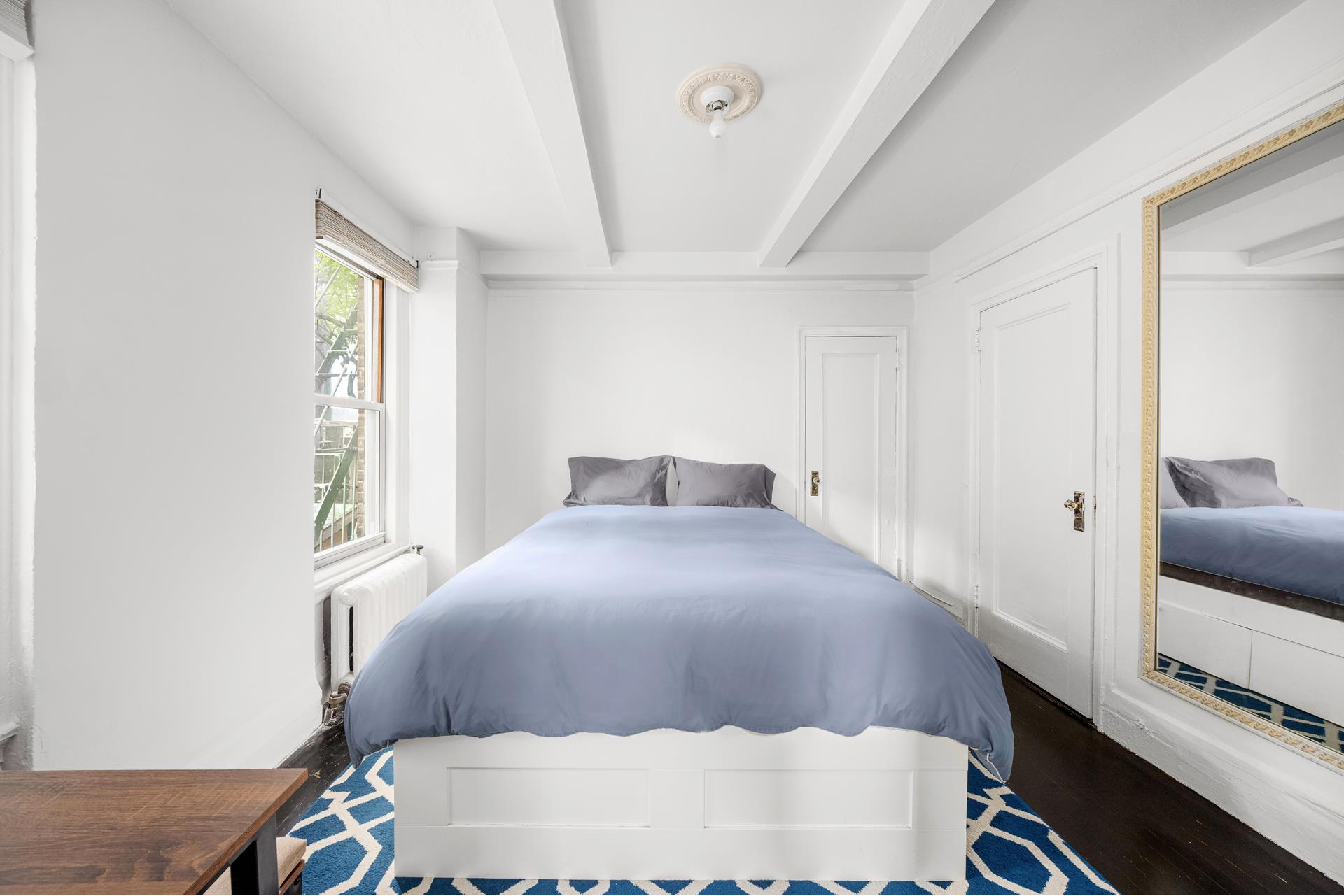 #7 photo, 325 W 45TH Street, マンハッタン Hells Kitchen , NY 10036