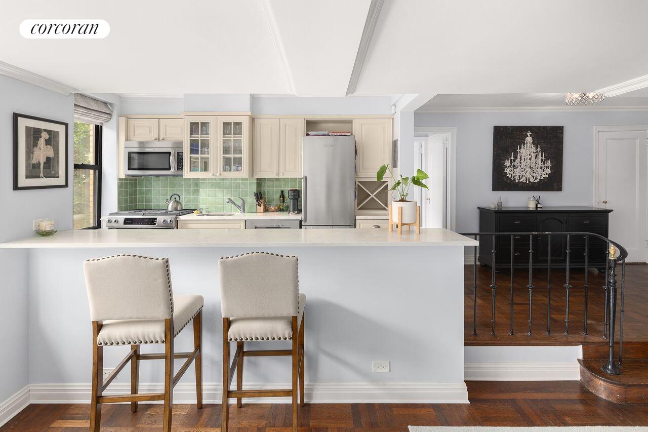 #5 photo, 235 E 73RD Street, マンハッタン Lenox Hill , NY 10021