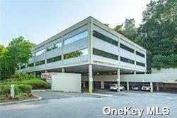 #1 photo, 233 E Shore Road, ناسو Great Neck , NY 11023