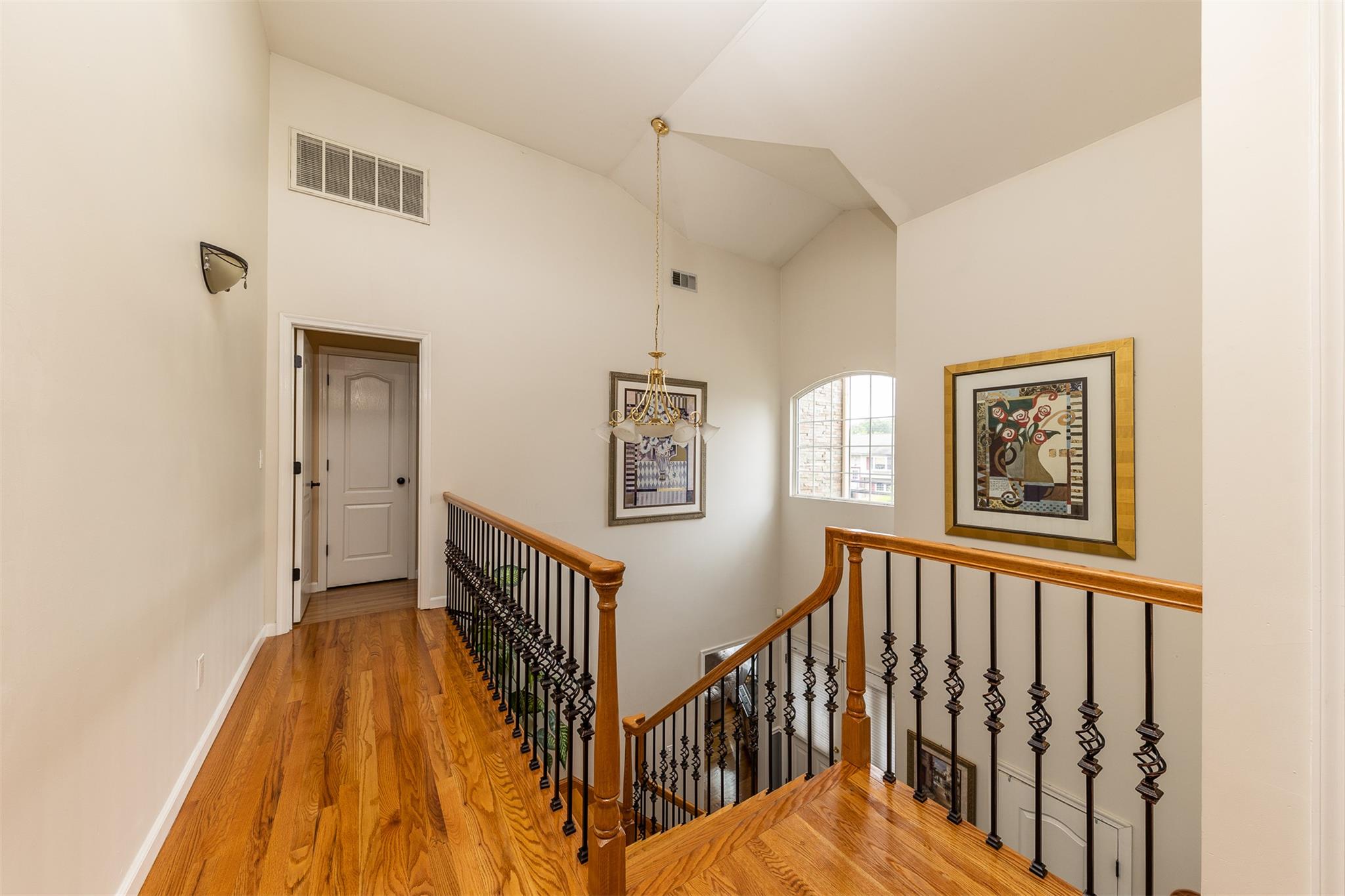 #12 photo, 102 Davison Avenue, ナッソー郡 Oceanside , NY 11572