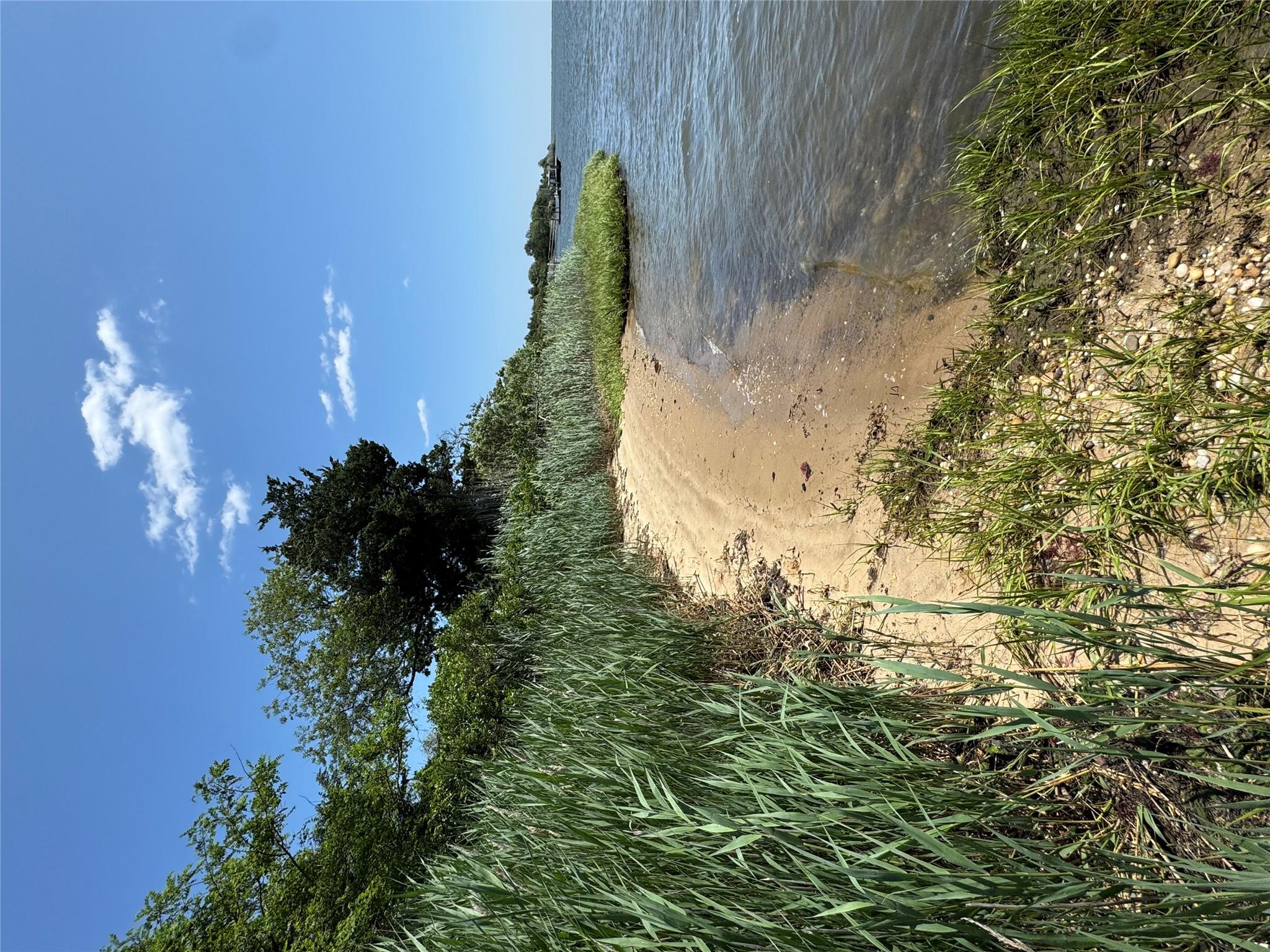 #6 photo, 34 Old Neck Road, サフォーク郡 Center Moriches , NY 11934