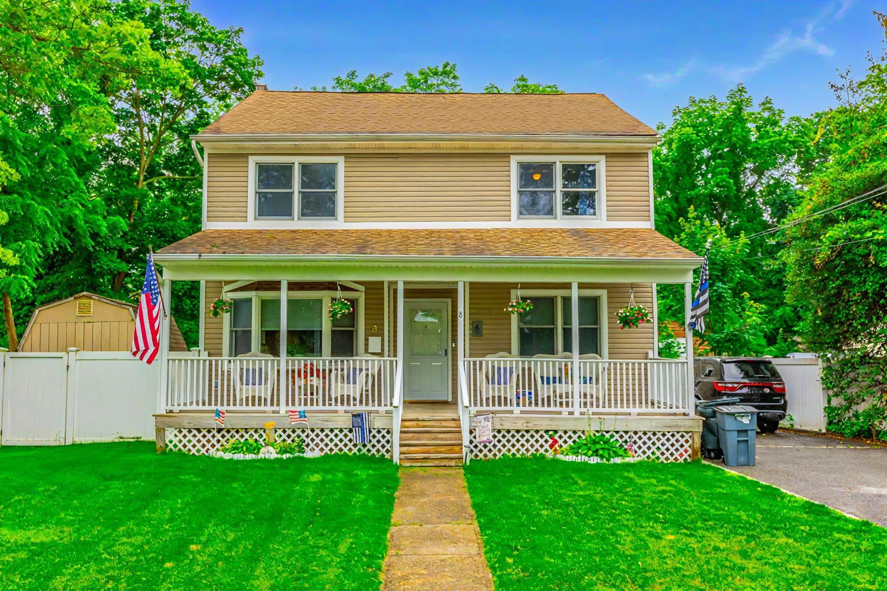 #1 photo, 8 Division Avenue, East Islip , NY 11730