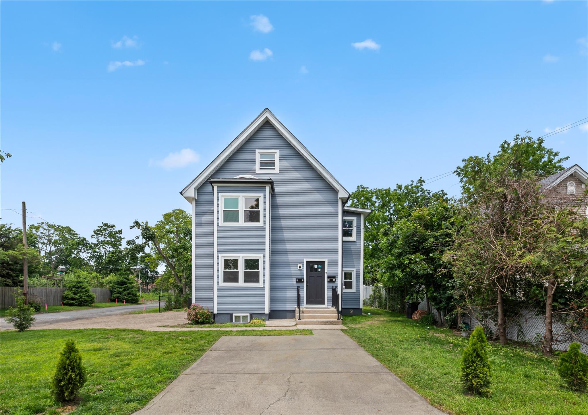 #1 photo, 5 Brightside Avenue, سوفولك Central Islip , NY 11722