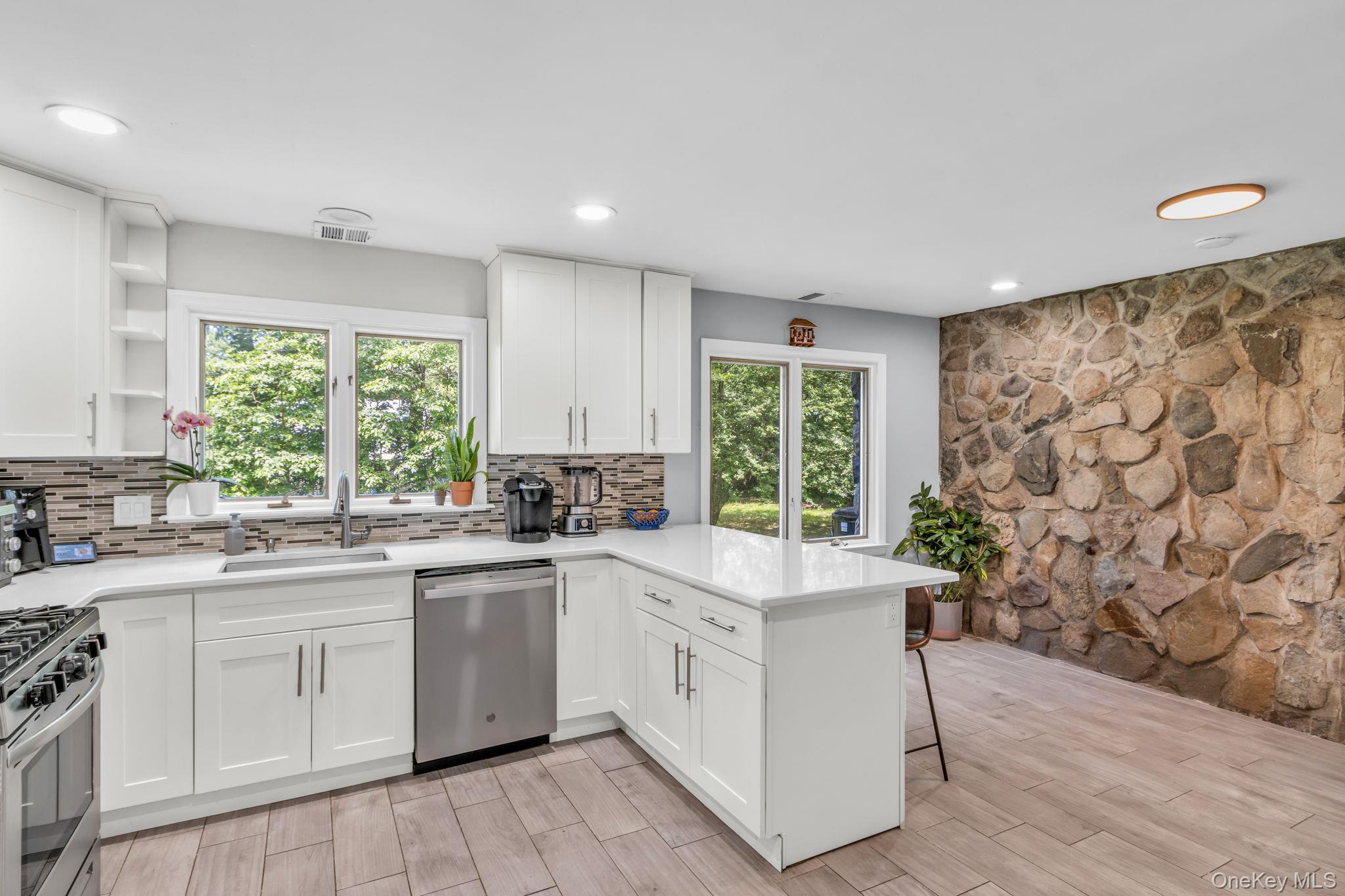 #10 photo, 167 Grandview Avenue, Nanuet , NY 10954