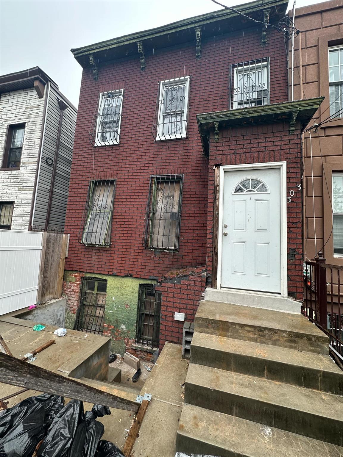 #2 photo, 303 Hendrix Street, ブルックリン区 Brooklyn , NY 11207