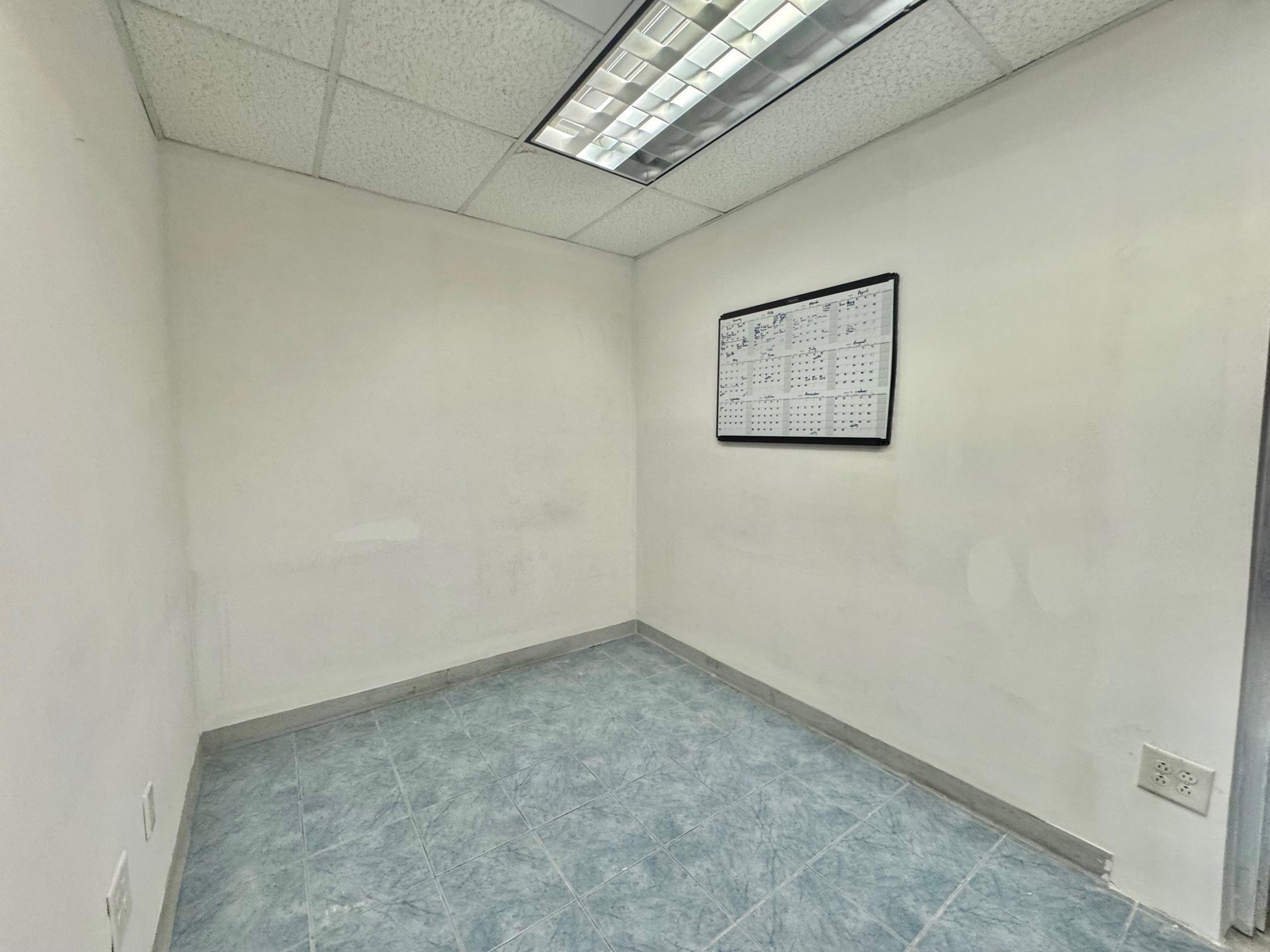 #12 photo, 130 Sheridan Boulevard, ナッソー郡 Inwood , NY 11096