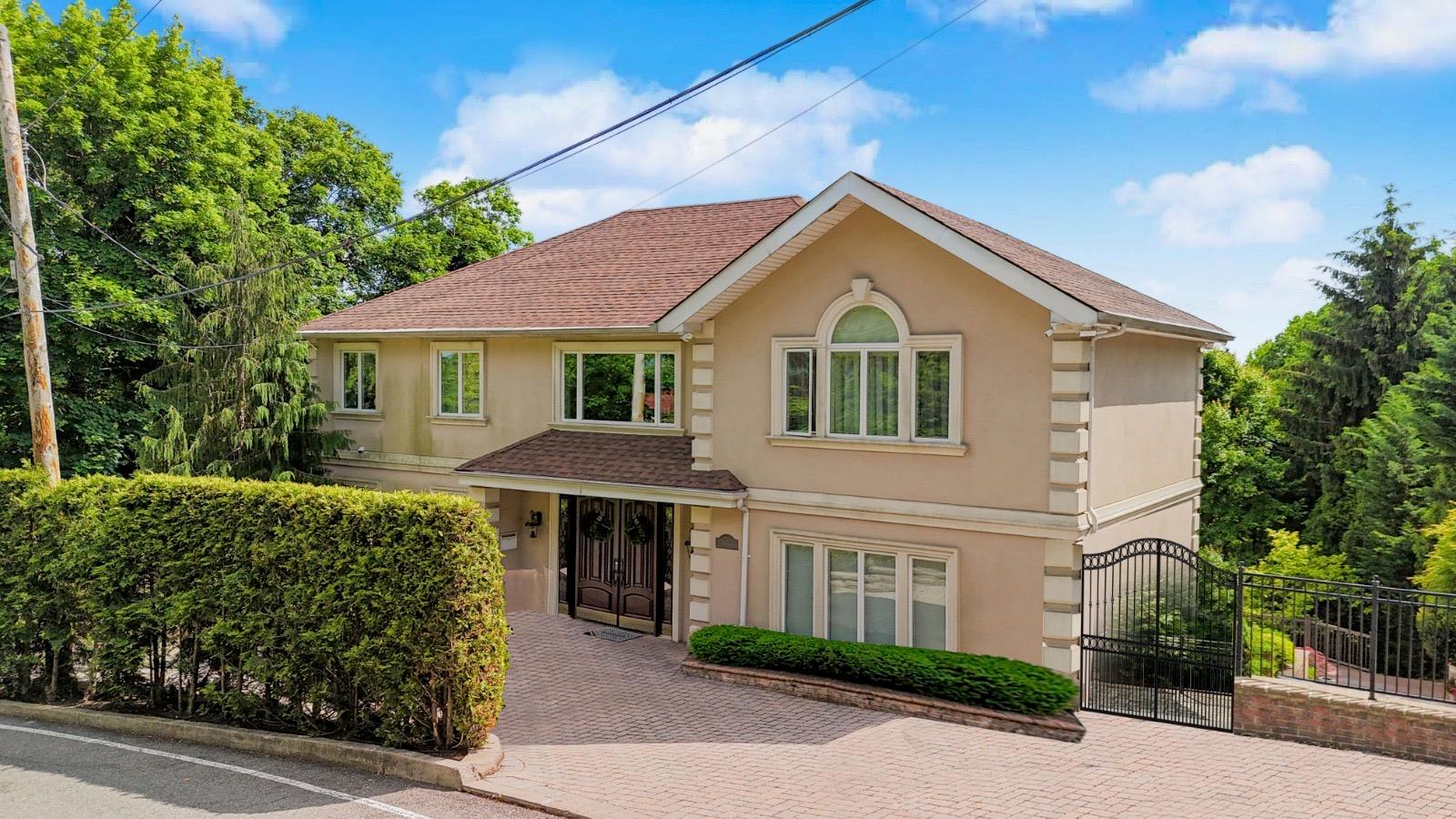 #2 photo, 76 Douglas Road, スタテンアイランド Staten Island , NY 10304