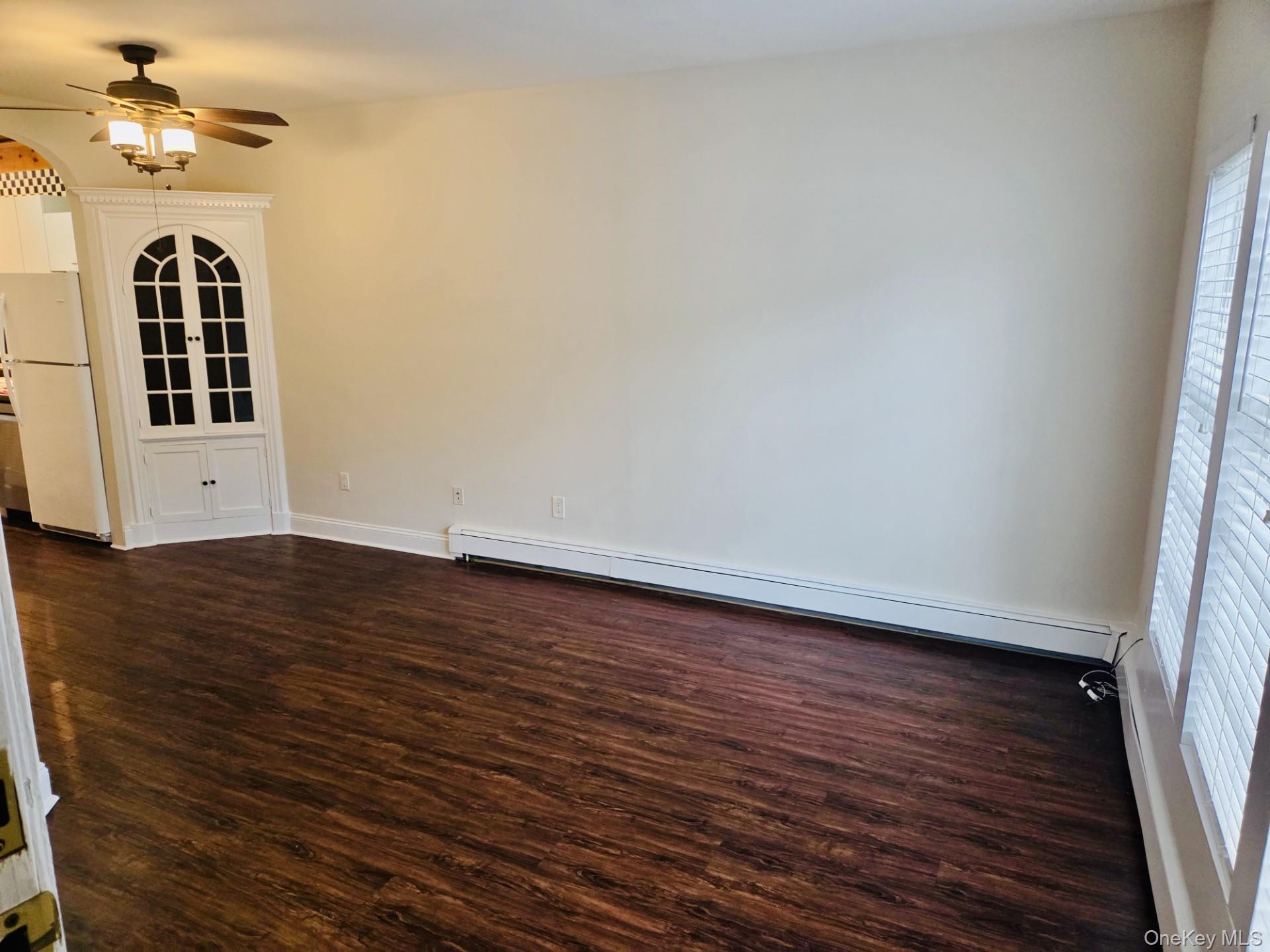 #7 photo, 1114 1st Avenue, New Hyde Park , NY 11040