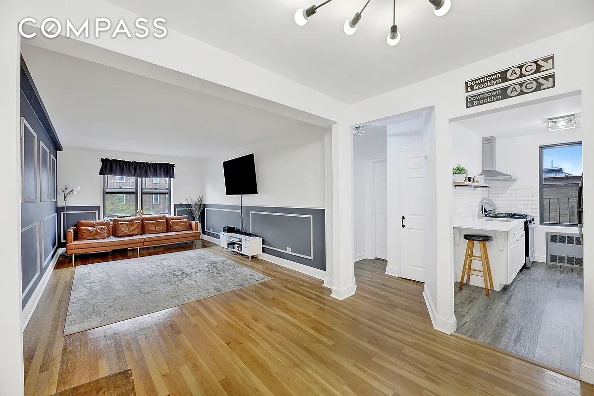 #1 photo, 9040 Fort Hamilton Parkway, Bay Ridge , NY 11209