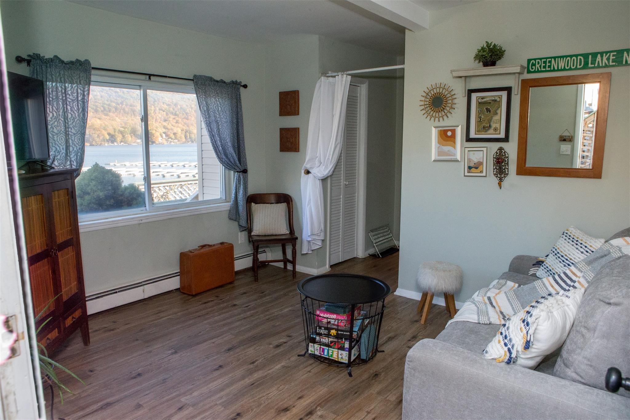 #13 photo, 636 Jersey Avenue, Greenwood Lake , NY 10925