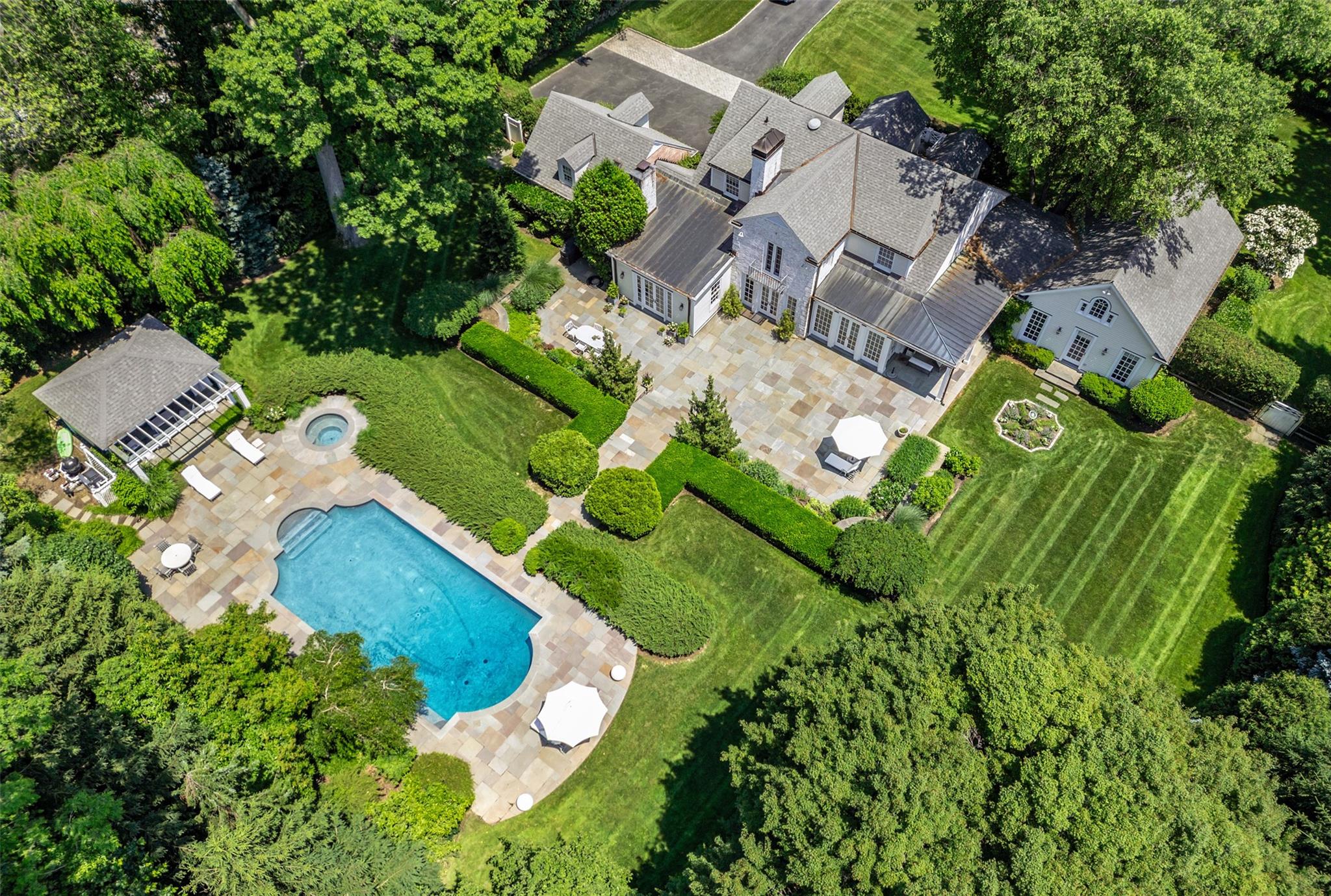 #1 photo, 325 Highland Road, Rye , NY 10580