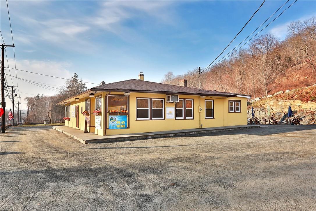 #7 photo, 243-245 Orange Turnpike, Sloatsburg , NY 10974