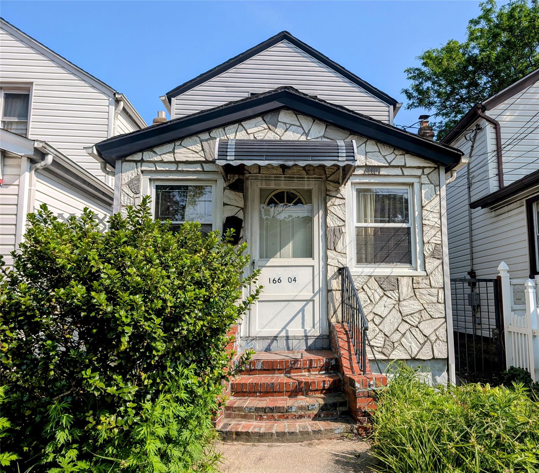 #1 photo, 16604 144th Avenue, 皇后區 牙買加 Springfield Gardens , NY 11434