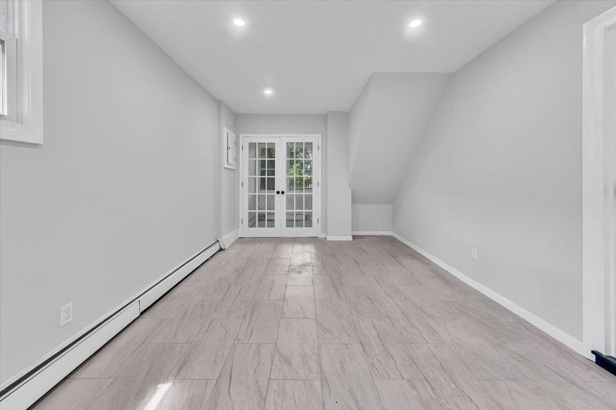 #15 photo, 68 Ridgeview Avenue, Yonkers , NY 10710