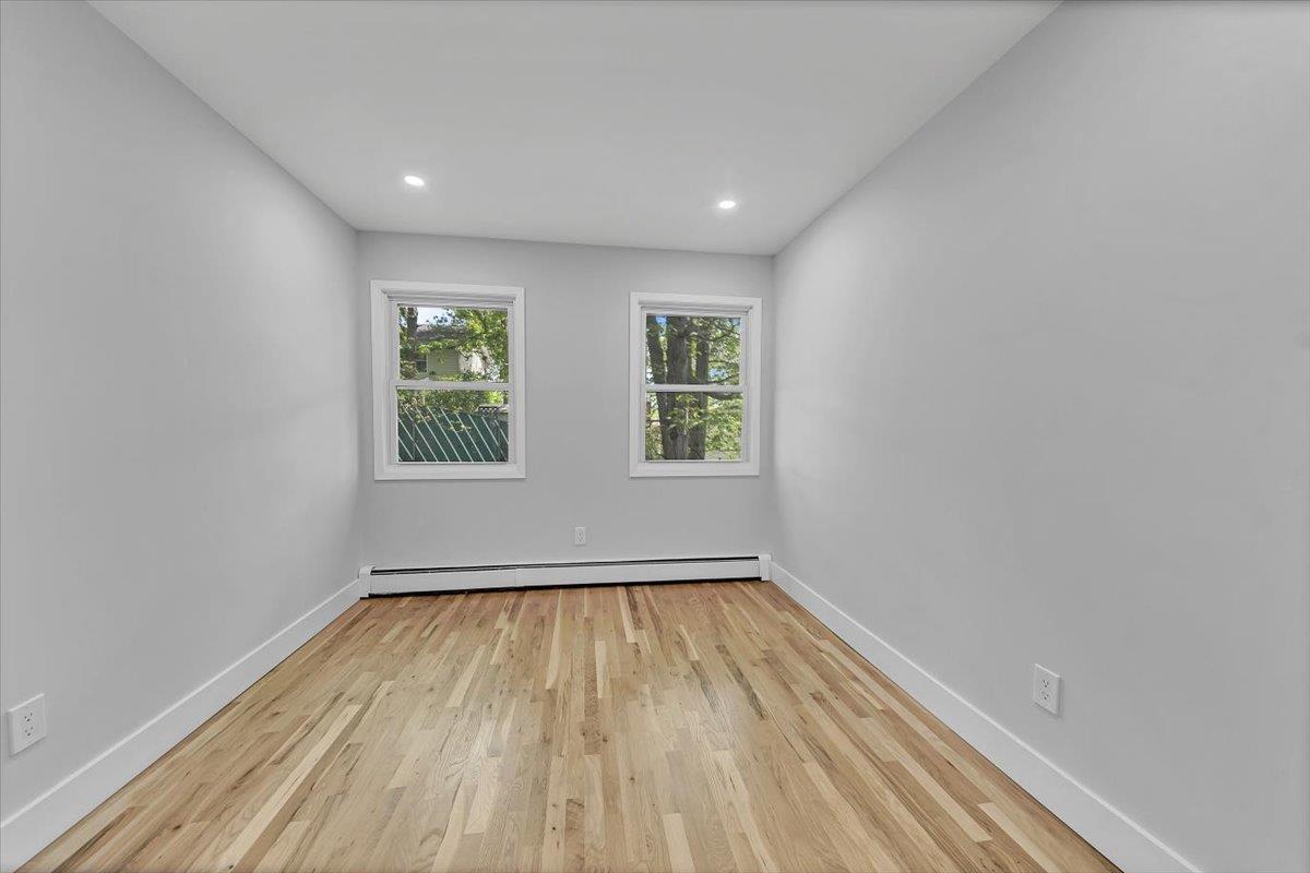 #16 photo, 68 Ridgeview Avenue, Yonkers , NY 10710