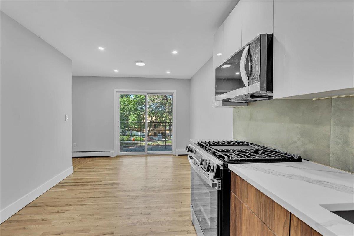 #6 photo, 68 Ridgeview Avenue, Yonkers , NY 10710