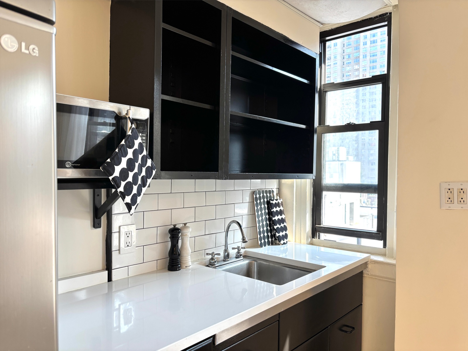 #9 photo, 333 E 53rd Street, マンハッタン Sutton Place , NY 10022