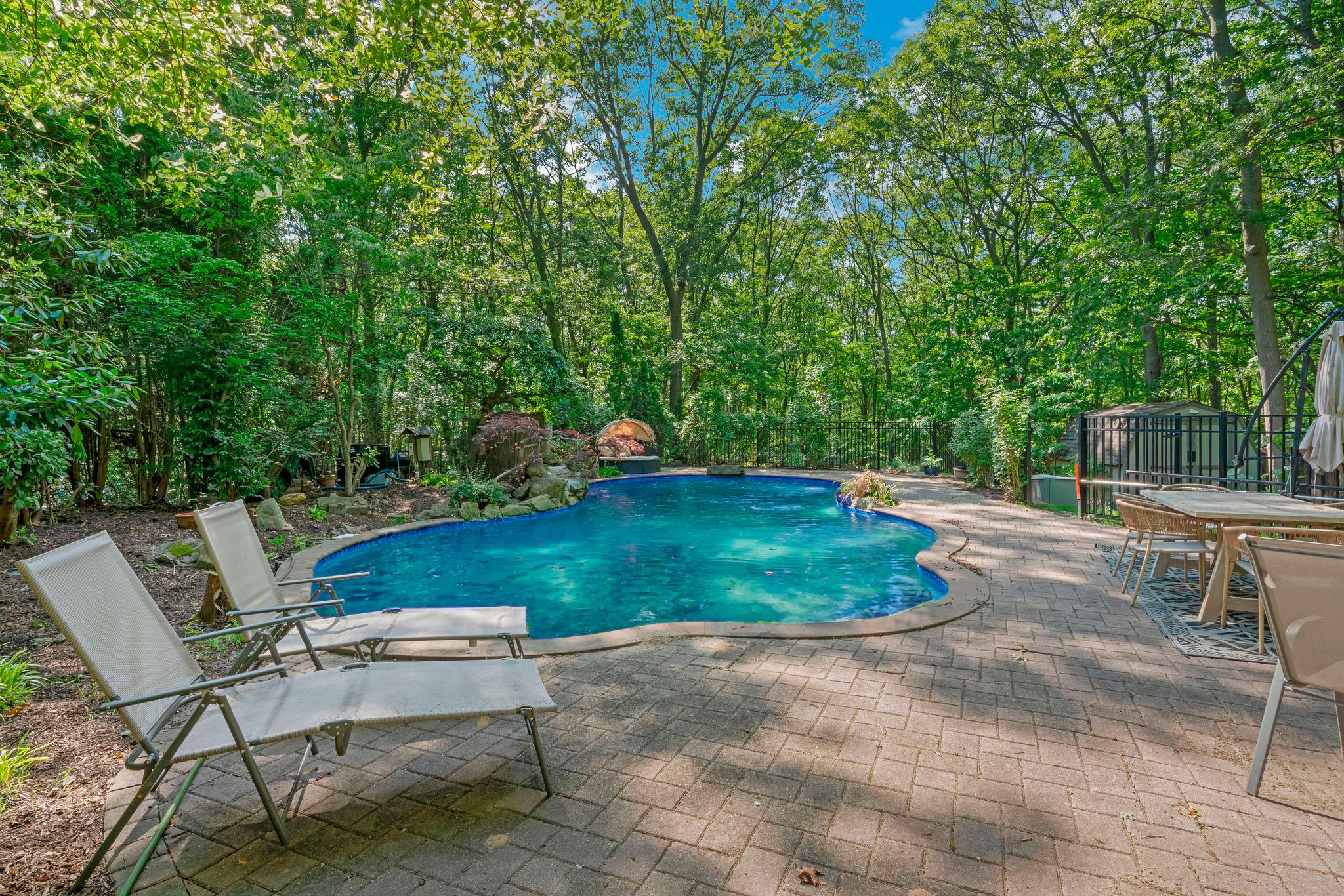 #6 photo, 23 Whistler Hill Lane, サフォーク郡 Elwood , NY 11743