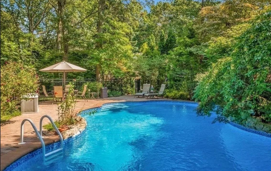 #7 photo, 23 Whistler Hill Lane, サフォーク郡 Elwood , NY 11743