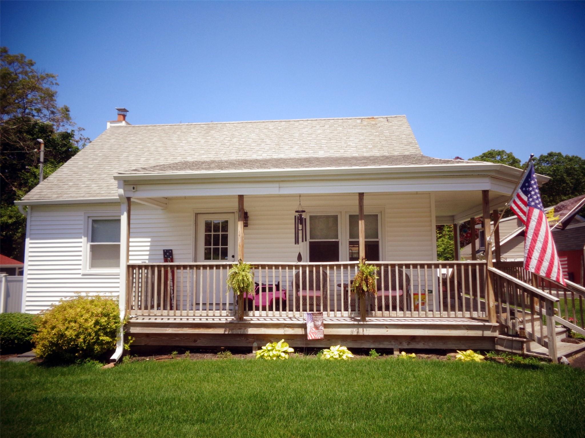 #1 photo, 21 Pearl Road, سوفولك Rocky Point , NY 11778