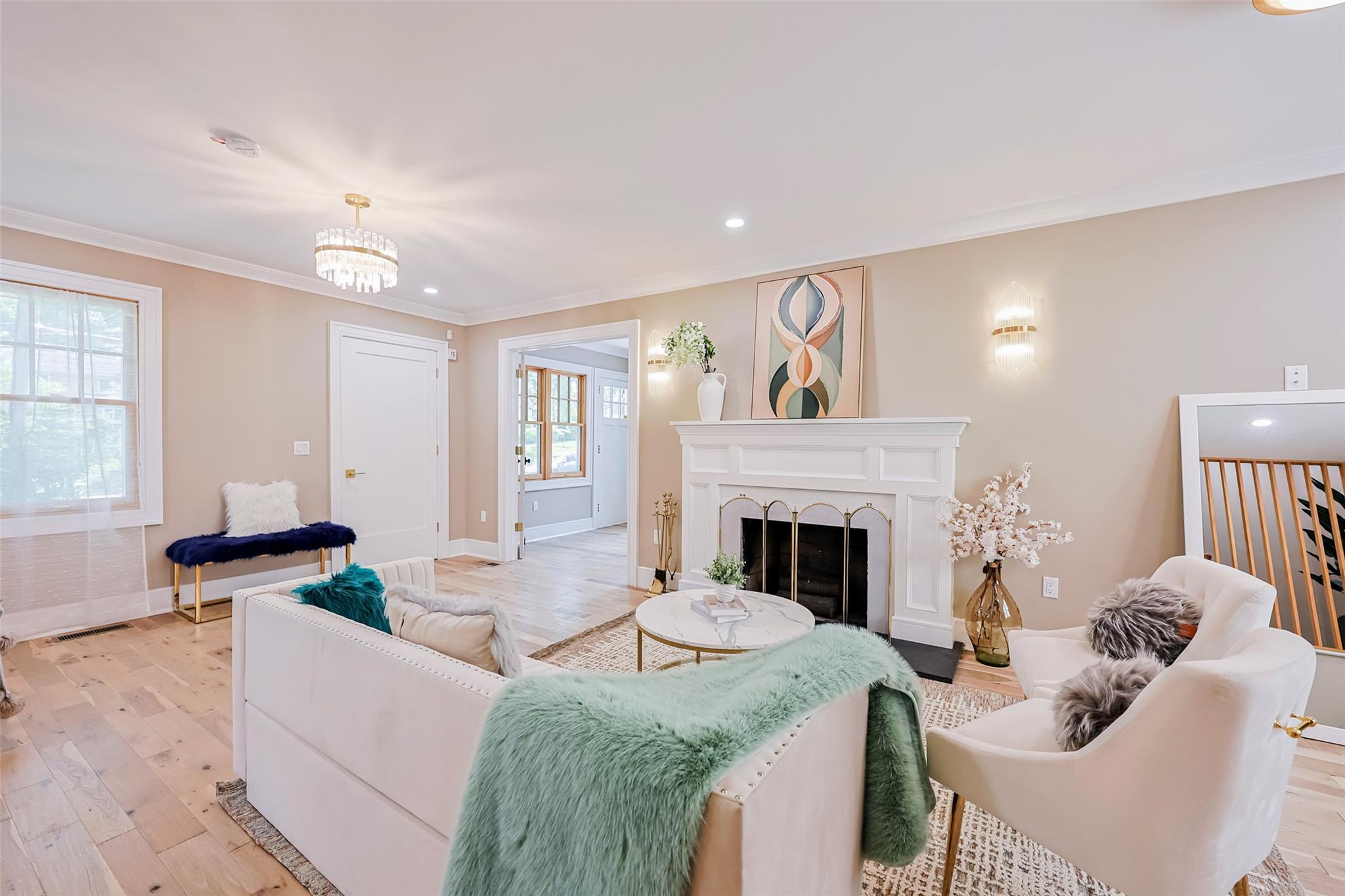 #3 photo, 351 Hollywood Avenue, クイーンズ区 Douglaston , NY 11363