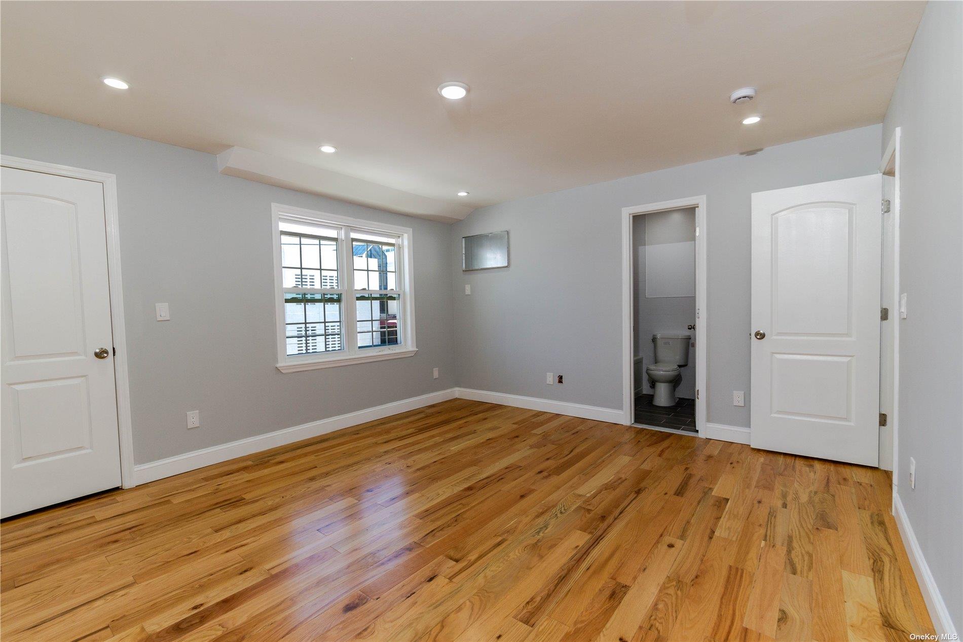 #8 photo, 120-60 Smith Street, كوينز Jamaica , NY 11434