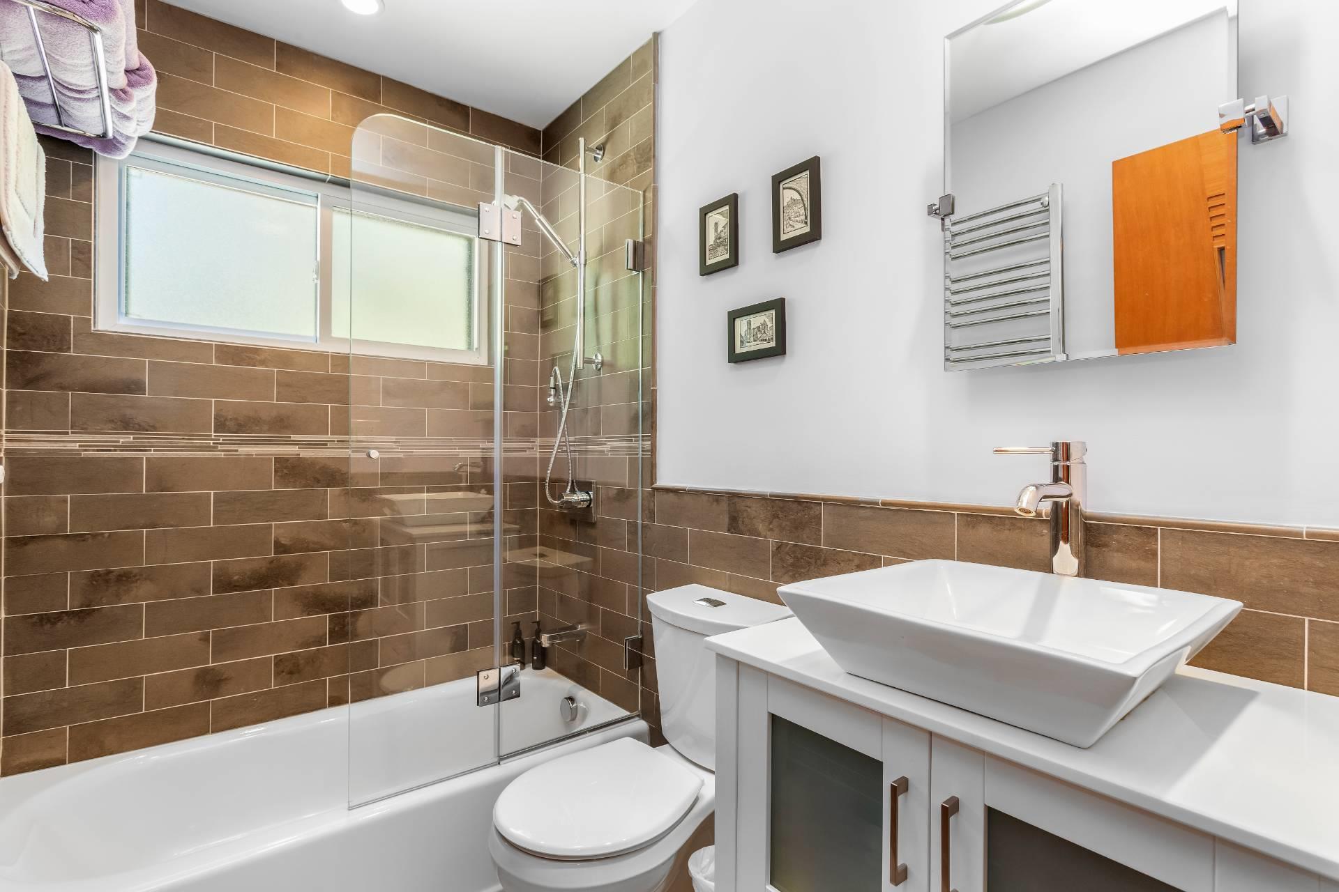 #12 photo, 6 Strathmore Ct., サフォーク郡 Southampton , NY 11960