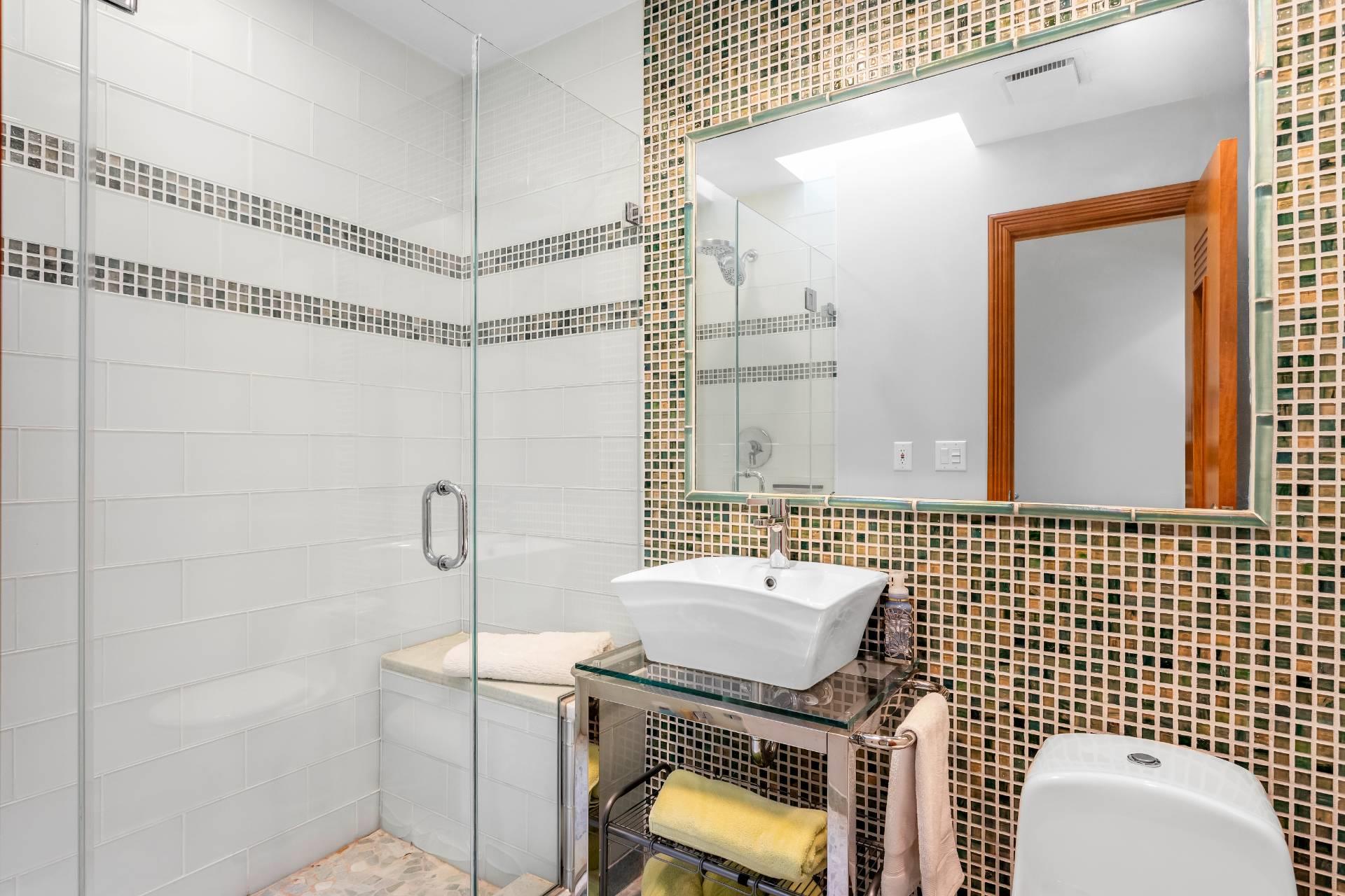 #19 photo, 6 Strathmore Ct., サフォーク郡 Southampton , NY 11960