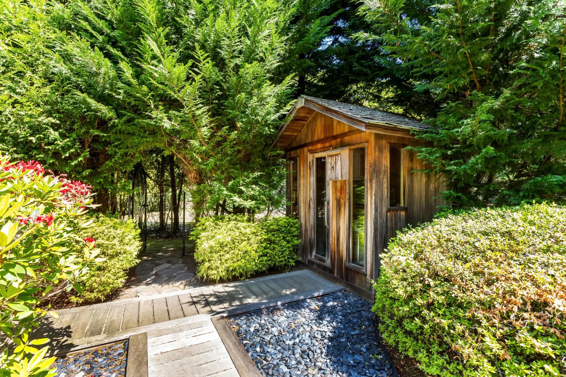 #20 photo, 6 Strathmore Ct., サフォーク郡 Southampton , NY 11960