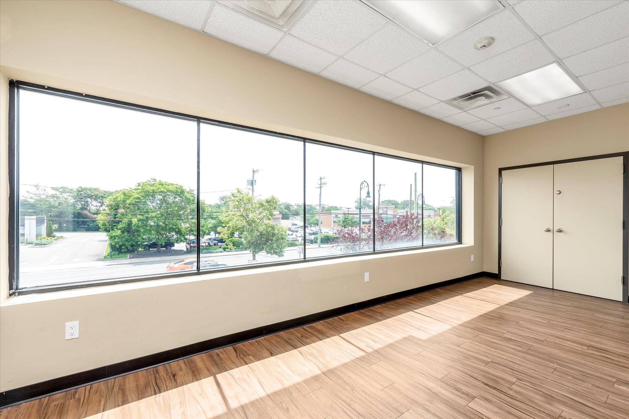 #6 photo, 2710 Long Beach Road, ナッソー郡 Oceanside , NY 11572