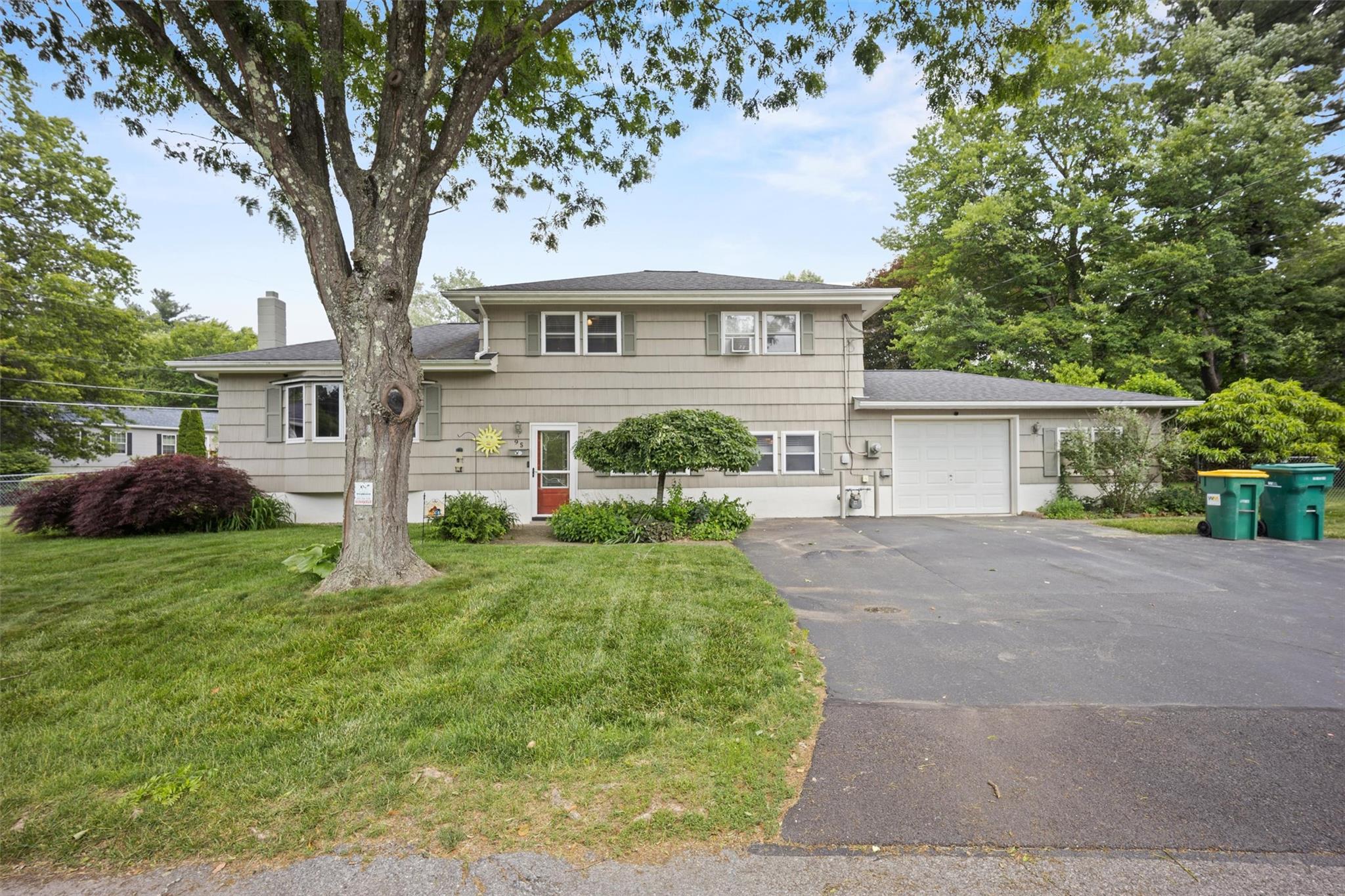 #1 photo, 9 9 Birchwood Drive South, Saugerties , NY 12477