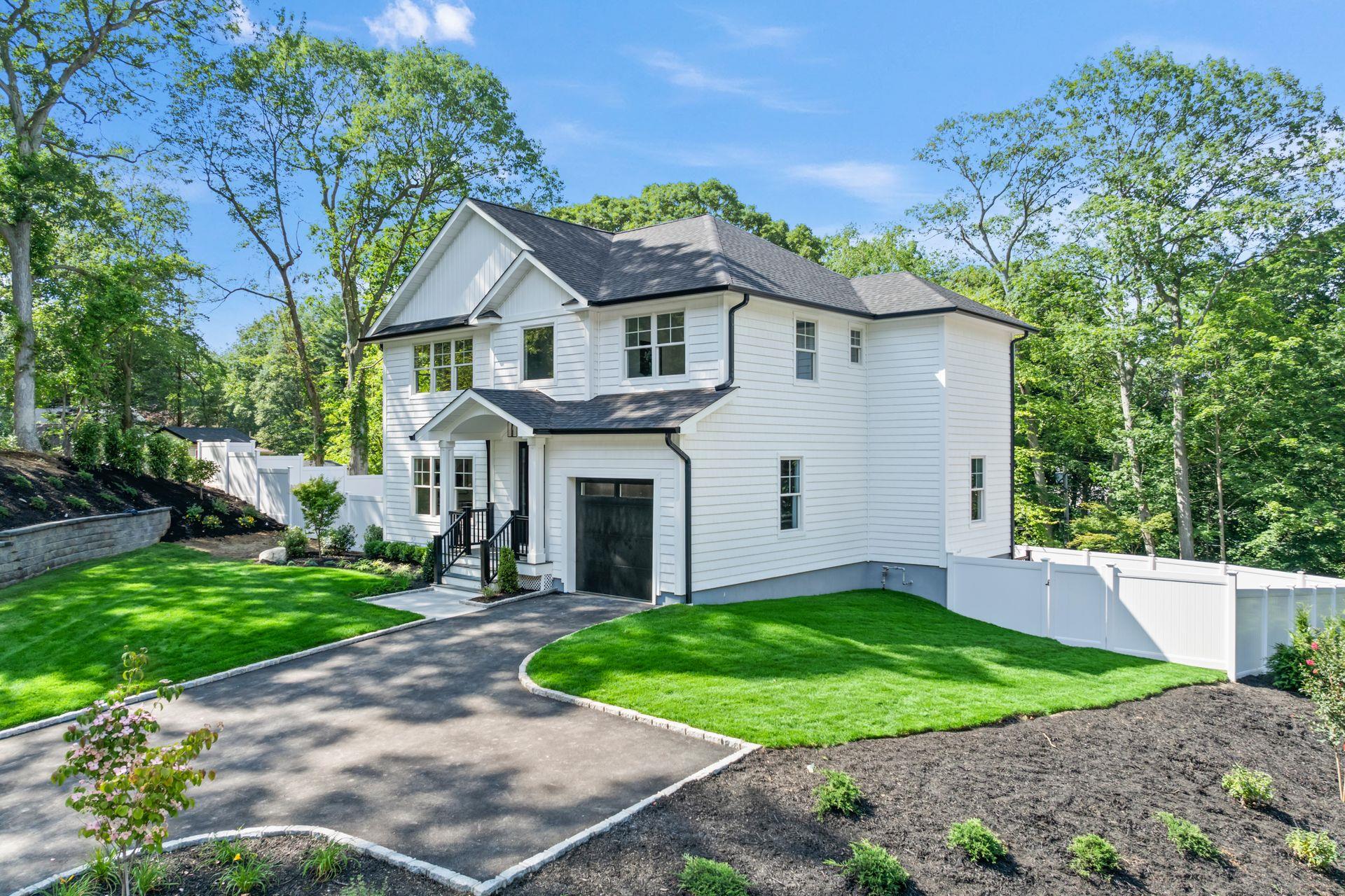 #1 photo, 30 Middleville Road, سوفولك Northport , NY 11768