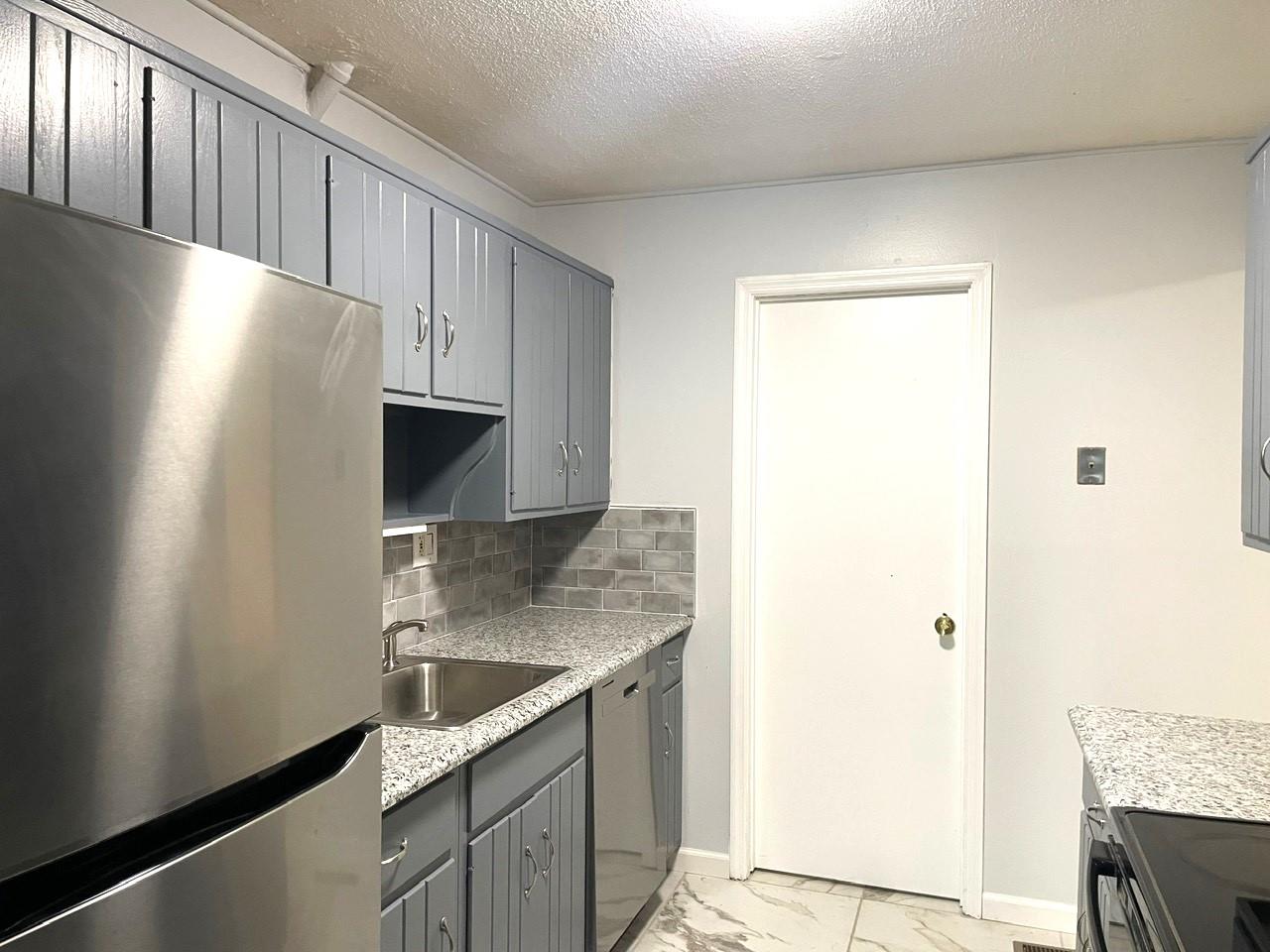 #6 photo, 12 Sunstone Drive, Poughkeepsie , NY 12603