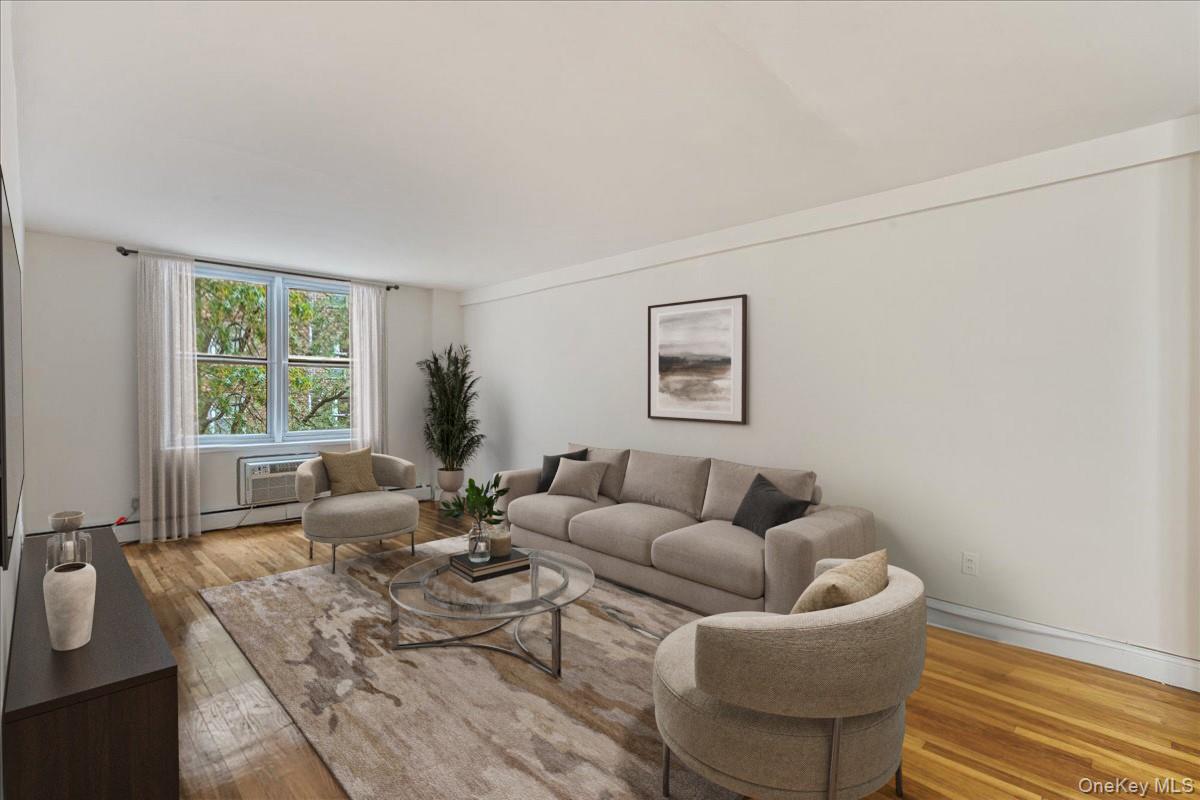 #3 photo, 54-44 Little Neck Parkway, クイーンズ区 Little Neck , NY 11362