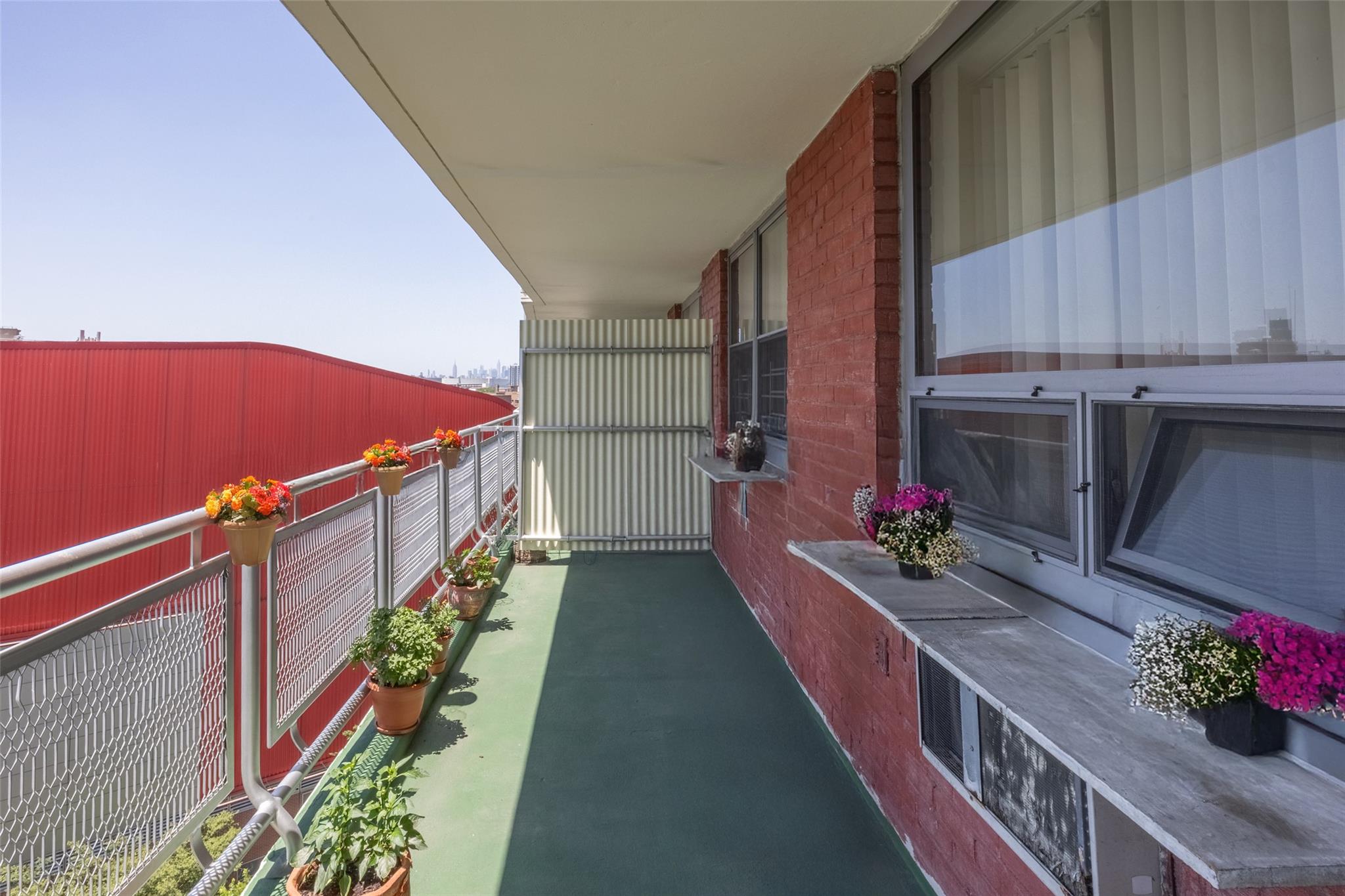 #11 photo, 61-15 97th Street, クイーンズ区 Rego Park , NY 11374