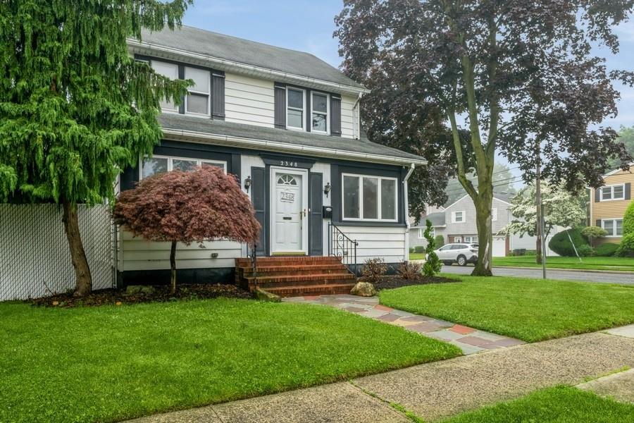 #1 photo, 2348 Centre Avenue, Bellmore , NY 11710