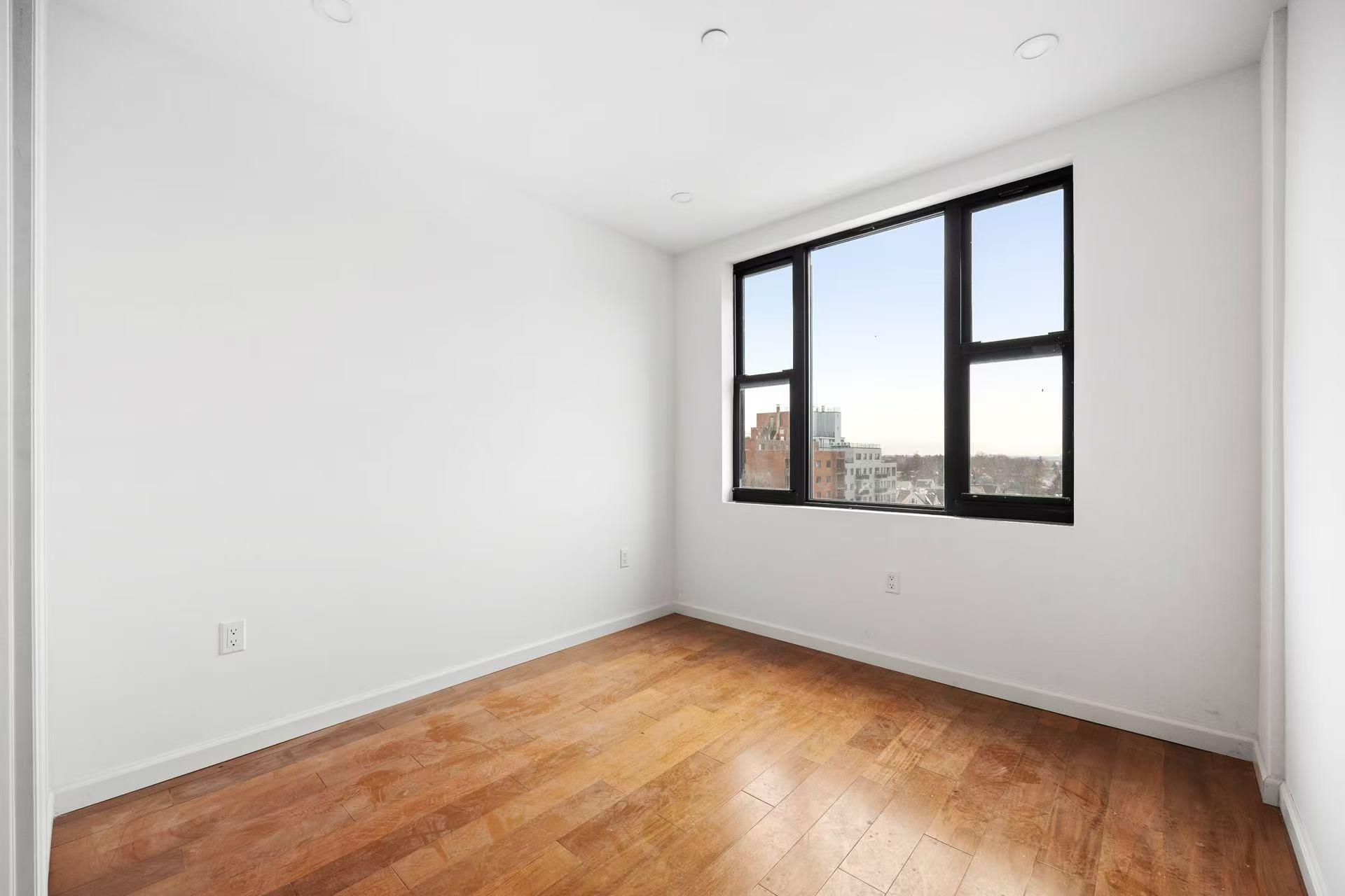 #18 photo, 146-10 35th Avenue, Flushing , NY 11354