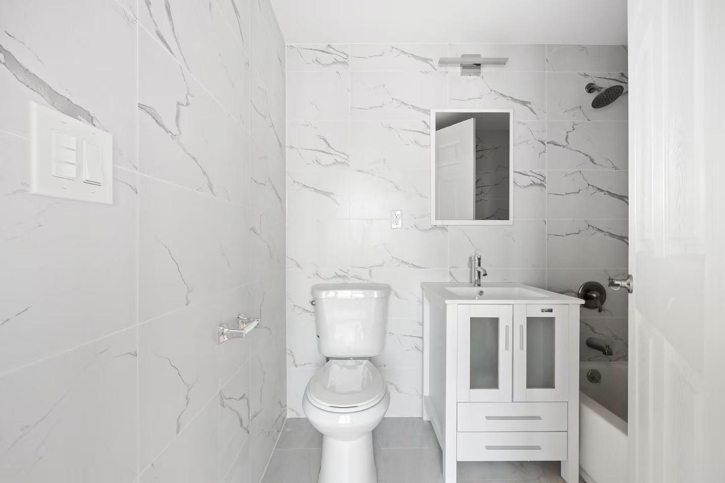 #20 photo, 146-10 35th Avenue, Flushing , NY 11354