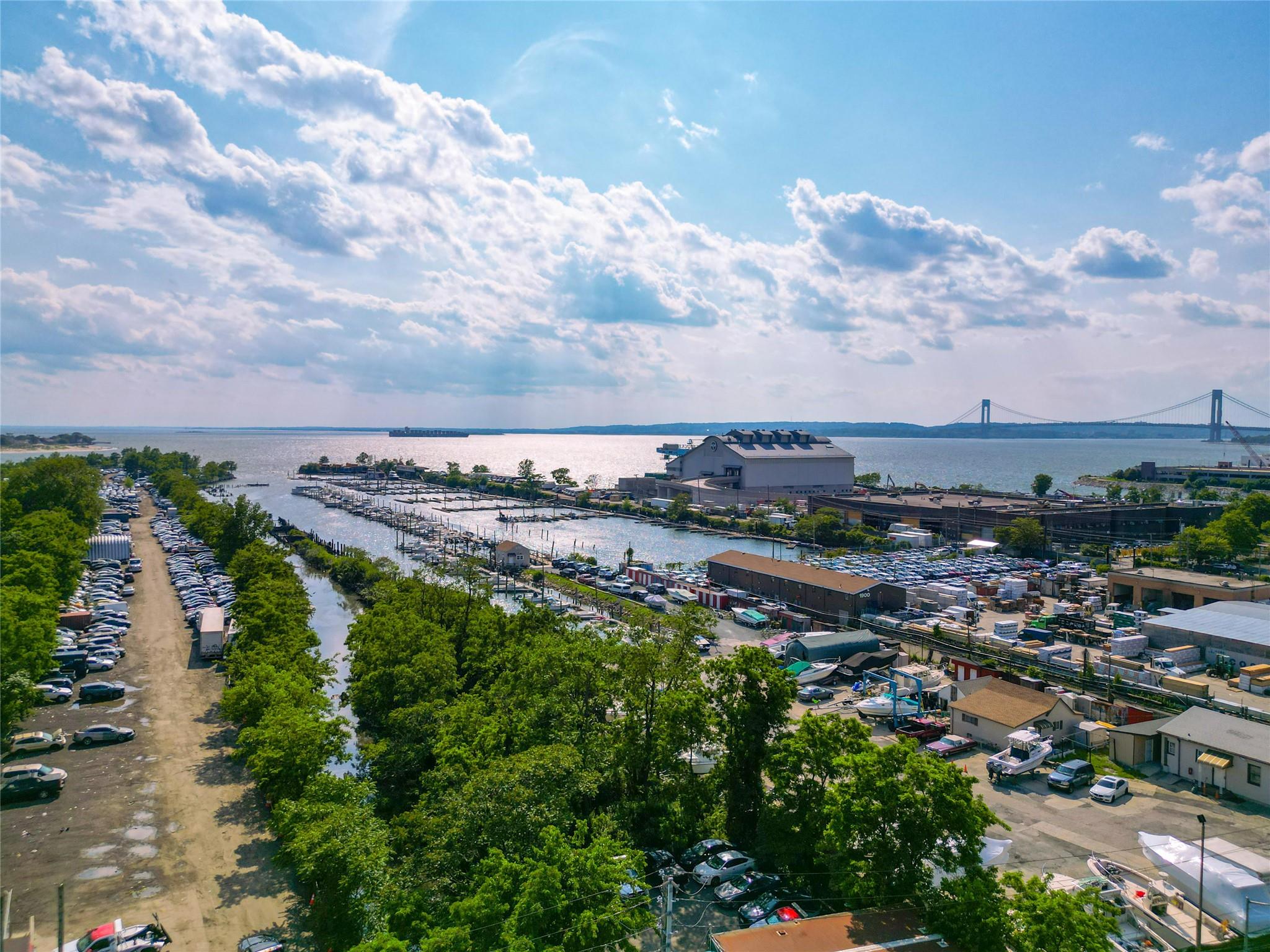 #20 photo, 1935 Shore Parkway, ブルックリン区 Brooklyn , NY 11214