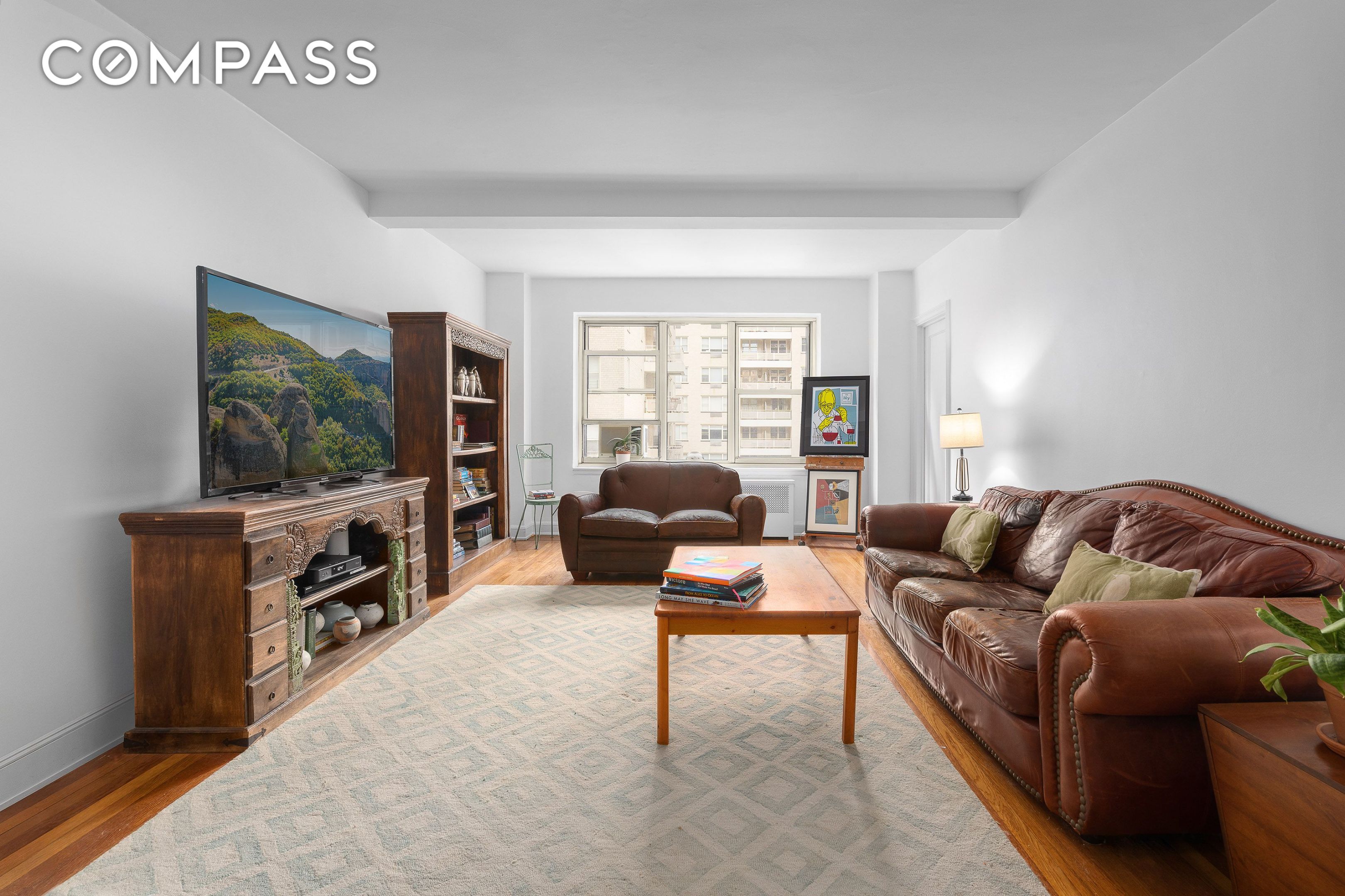 #1 photo, 400 E 52nd Street, Midtown East , NY 10022
