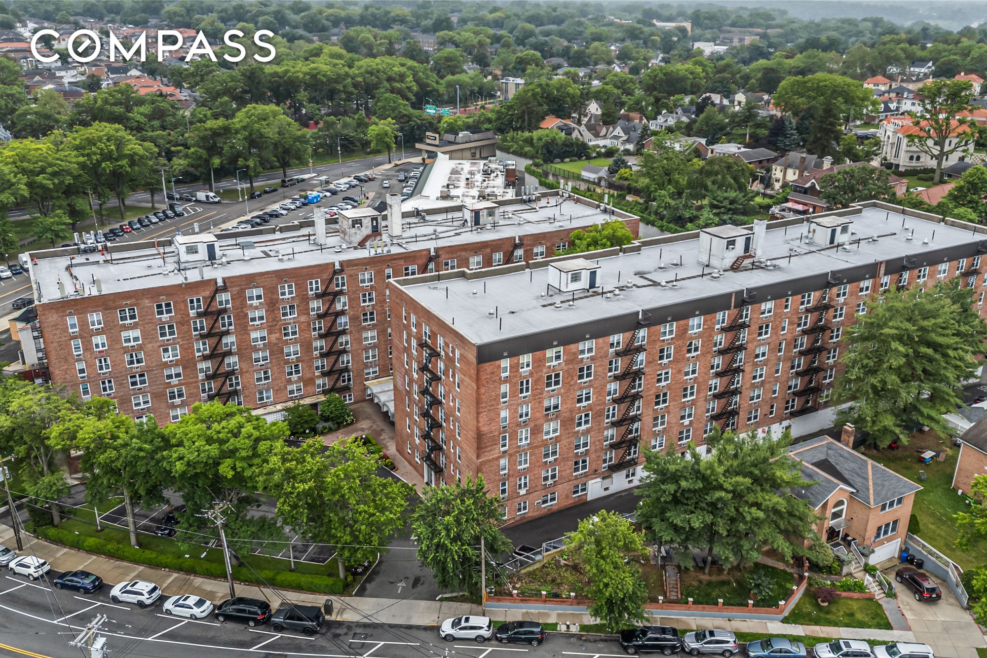 #20 photo, 54-44 Little Neck Parkway, クイーンズ区 Little Neck , NY 11362