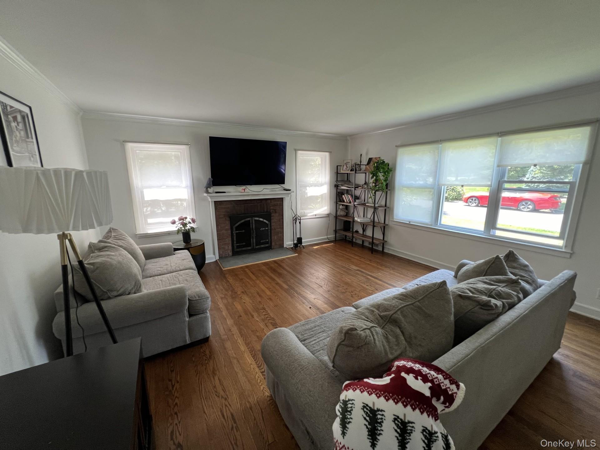 #2 photo, 184 Johnson Road, Scarsdale , NY 10583