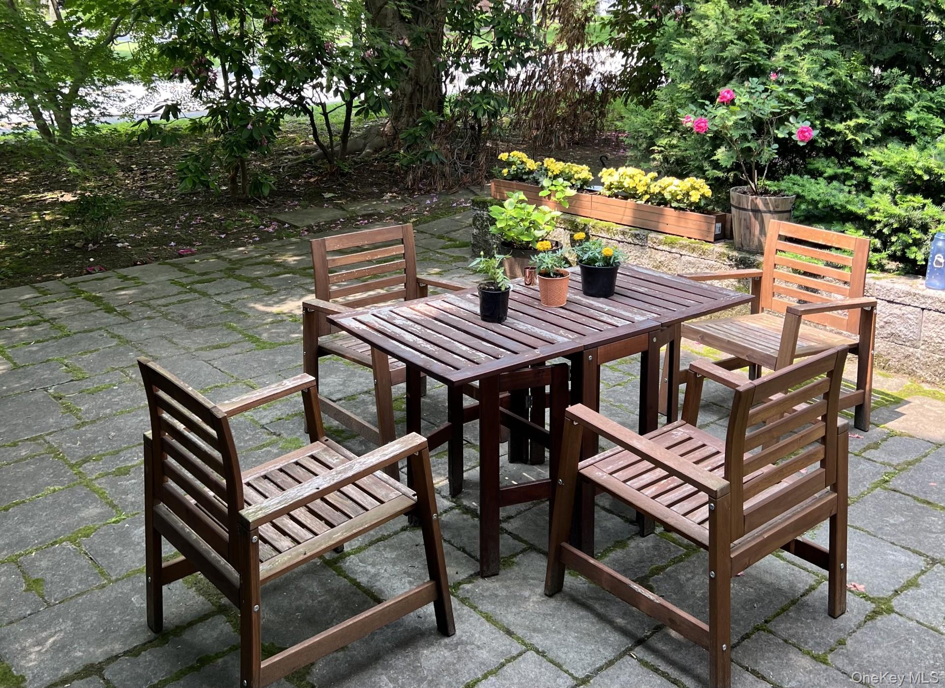 #8 photo, 184 Johnson Road, Scarsdale , NY 10583