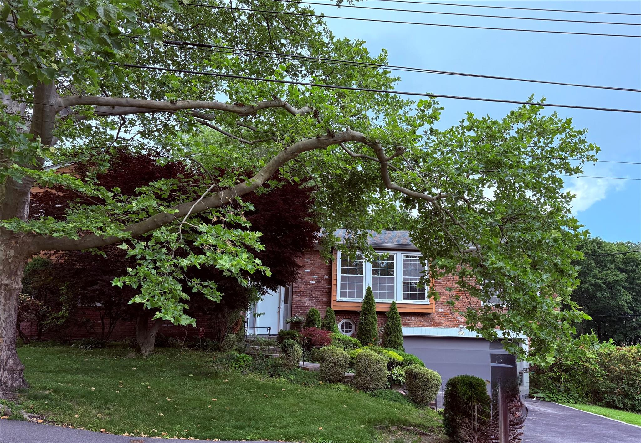 #1 photo, 251 Broadfield Road, 紐約州 New Rochelle , NY 10804