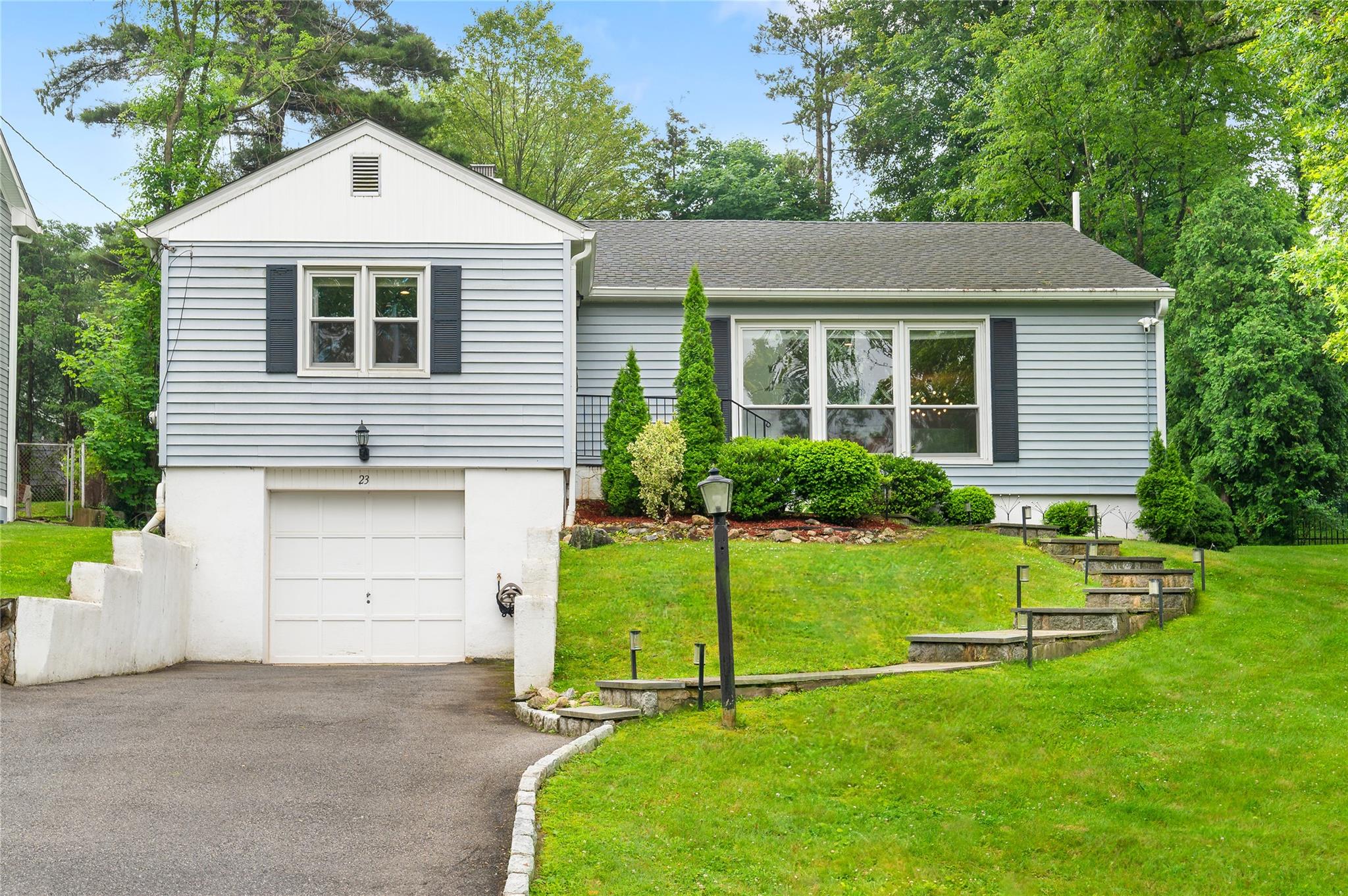 #1 photo, 23 Tewkesbury Road, Scarsdale , NY 10583